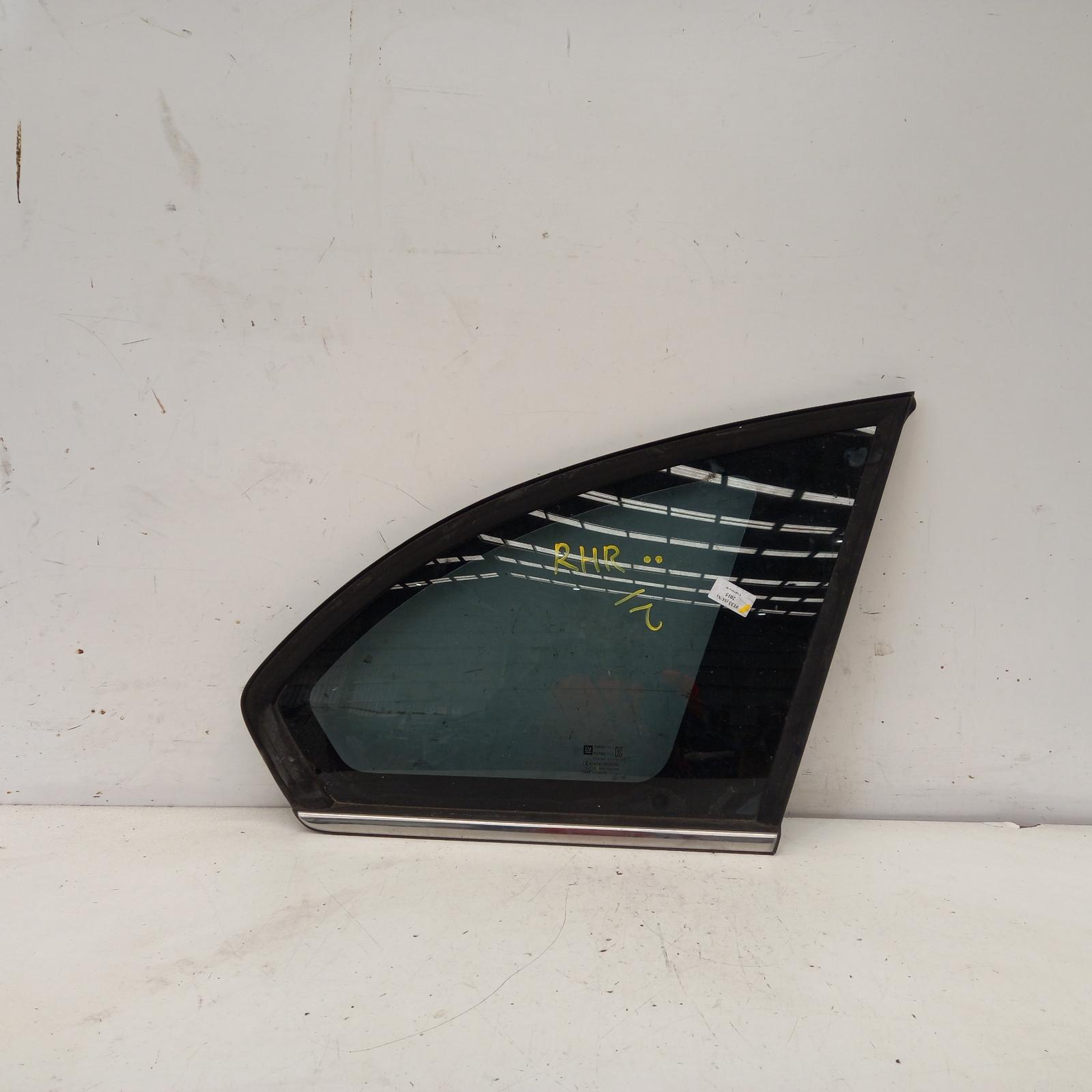 2014 Holden Captiva Right Rear Side Glass View Auto part Right Rear Side Glass Holden Captiva 2014