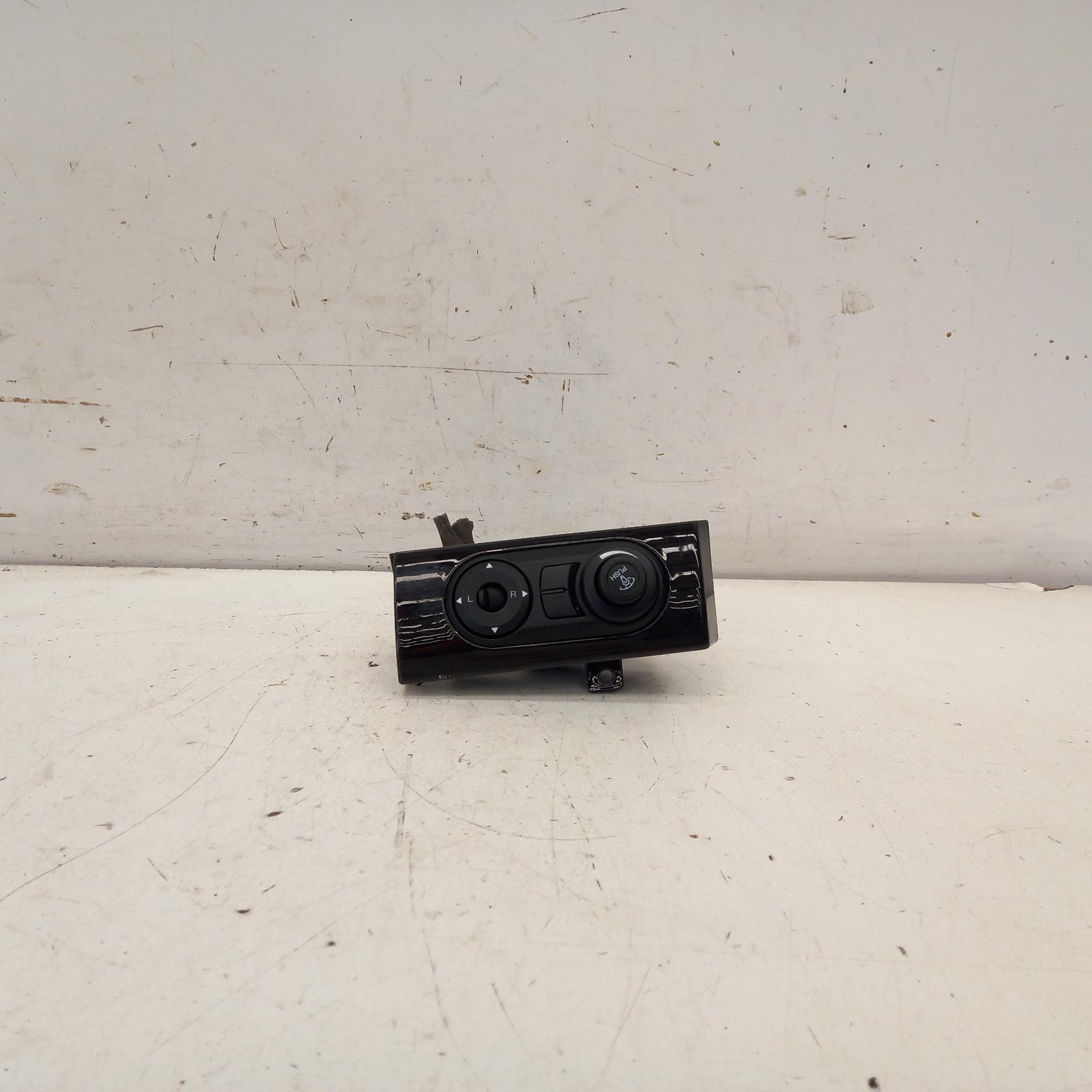View Auto part Misc Switch/Relay Holden Captiva 2014