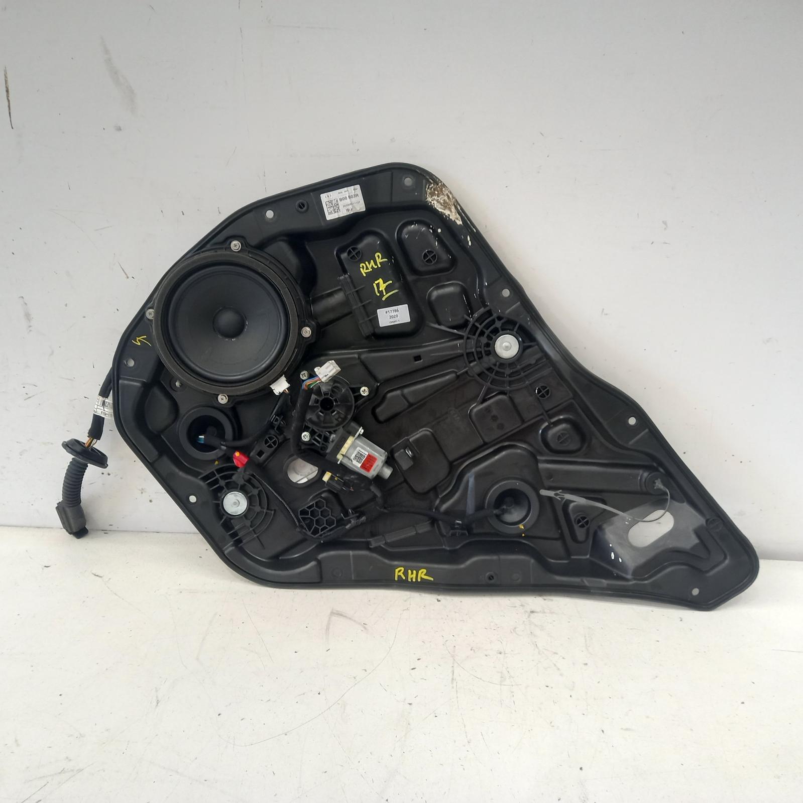 2020 Kia Cerato Right Rear Wnd Reg/Motor View Auto part Right Rear Wnd Reg/Motor Kia Cerato 2020