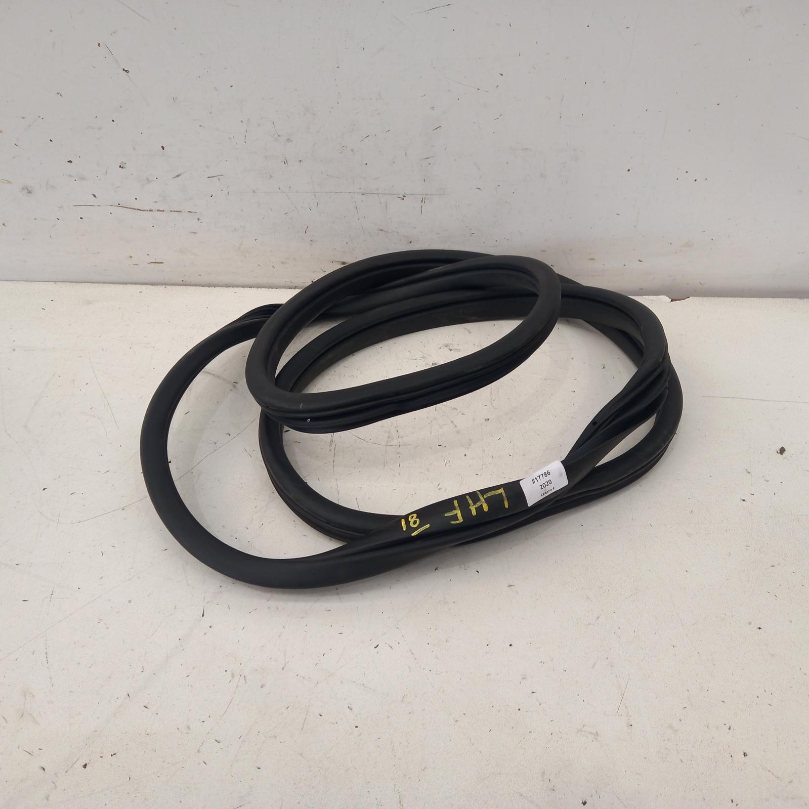 View Auto part Door/Tailgate Seal Kia Cerato 2020