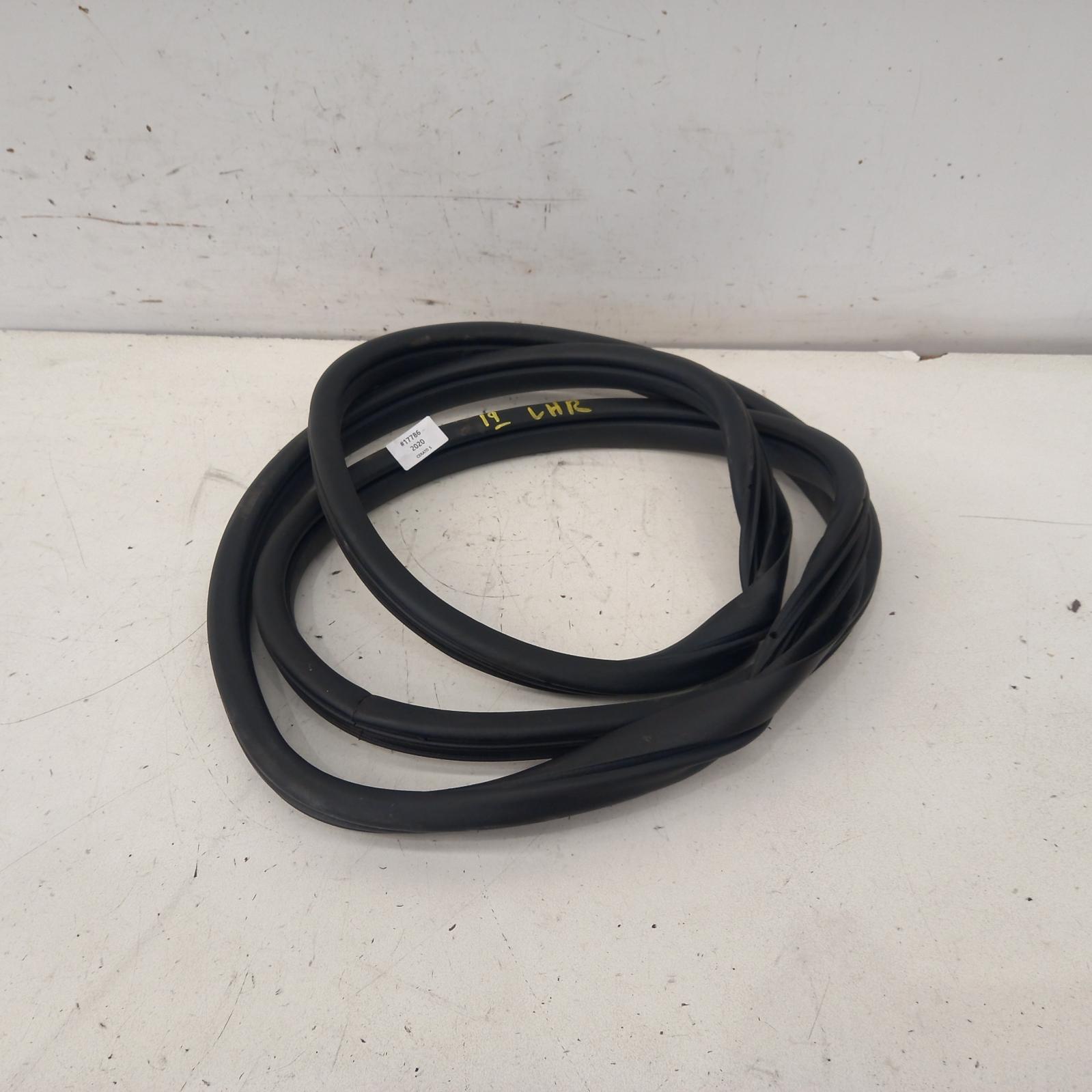View Auto part Door/Tailgate Seal Kia Cerato 2020
