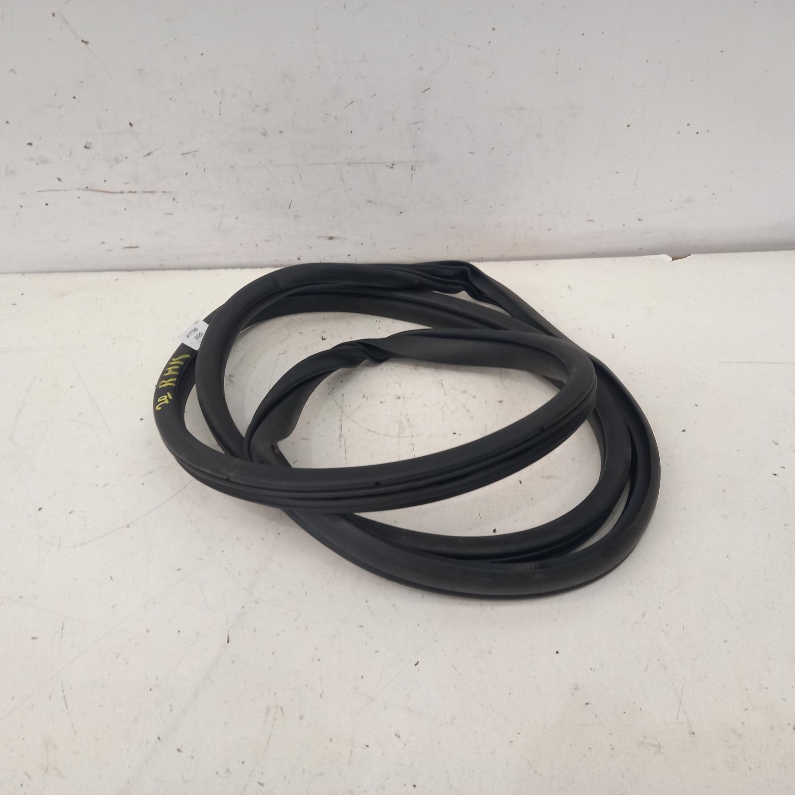 View Auto part Door/Tailgate Seal Kia Cerato 2020