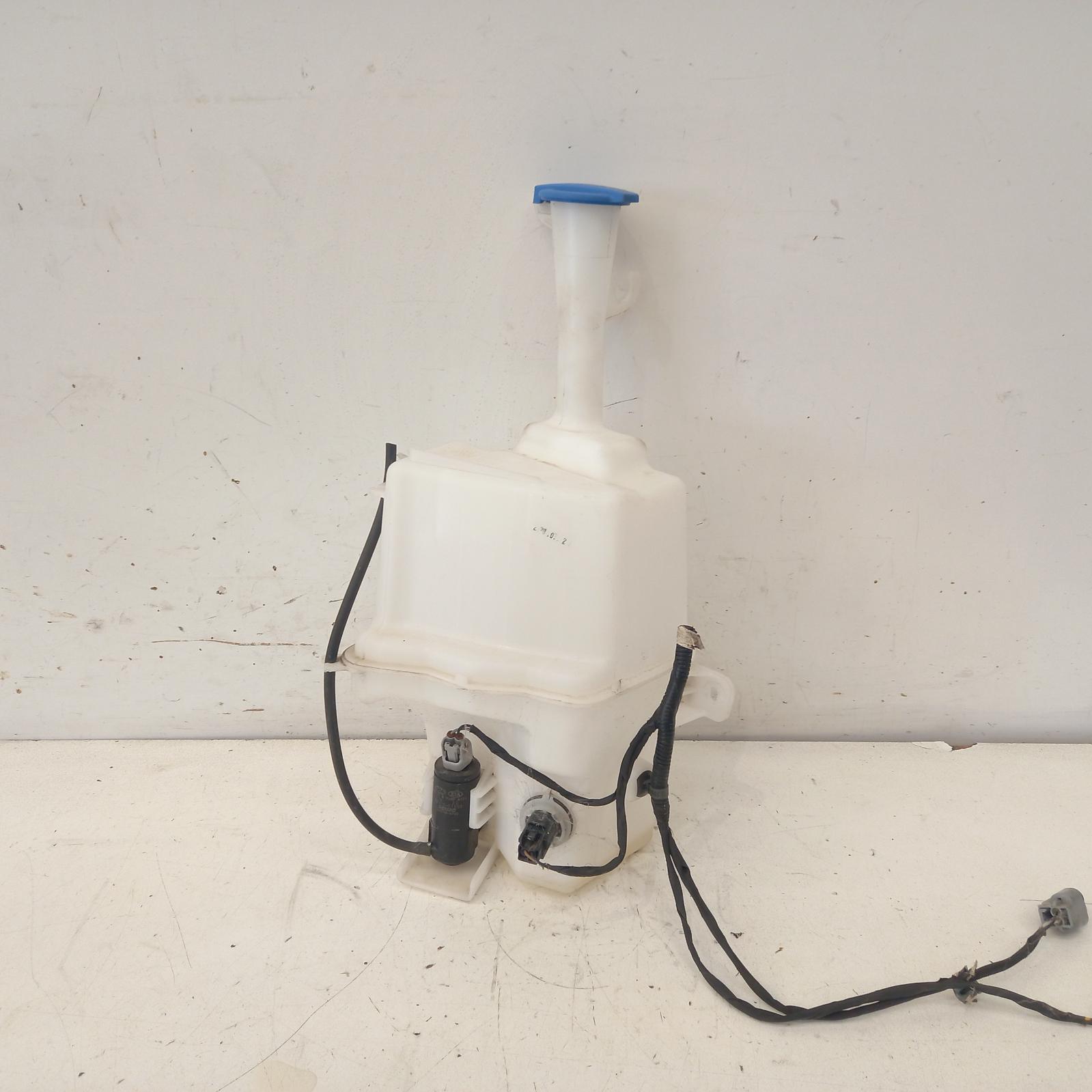 View Auto part Washer Bottle Kia Cerato 2020