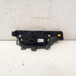 View Auto part Misc Switch/Relay Kia Cerato 2020