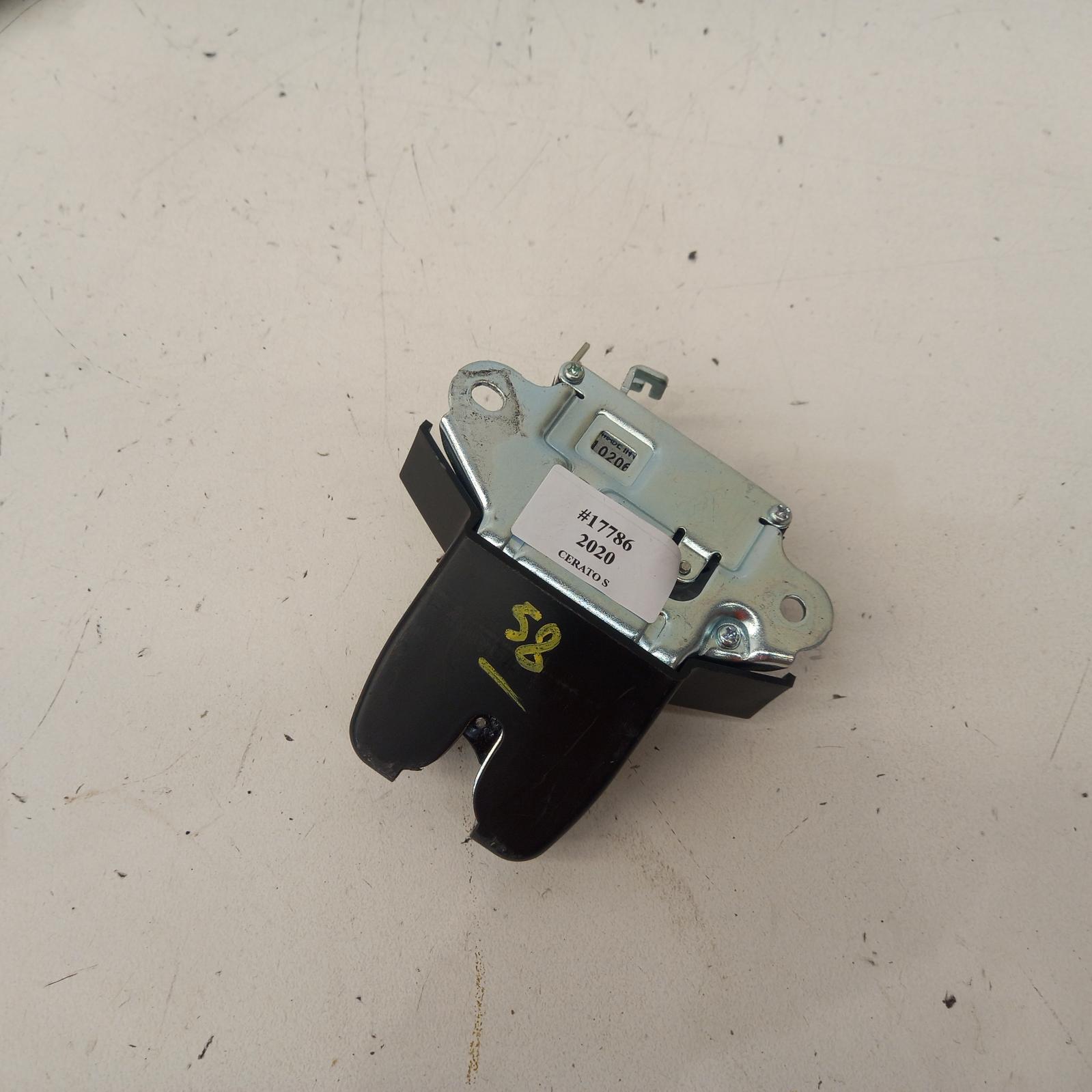 2020 Kia Cerato Door/Boot/Gate Lock View Auto part Door/Boot/Gate Lock Kia Cerato 2020