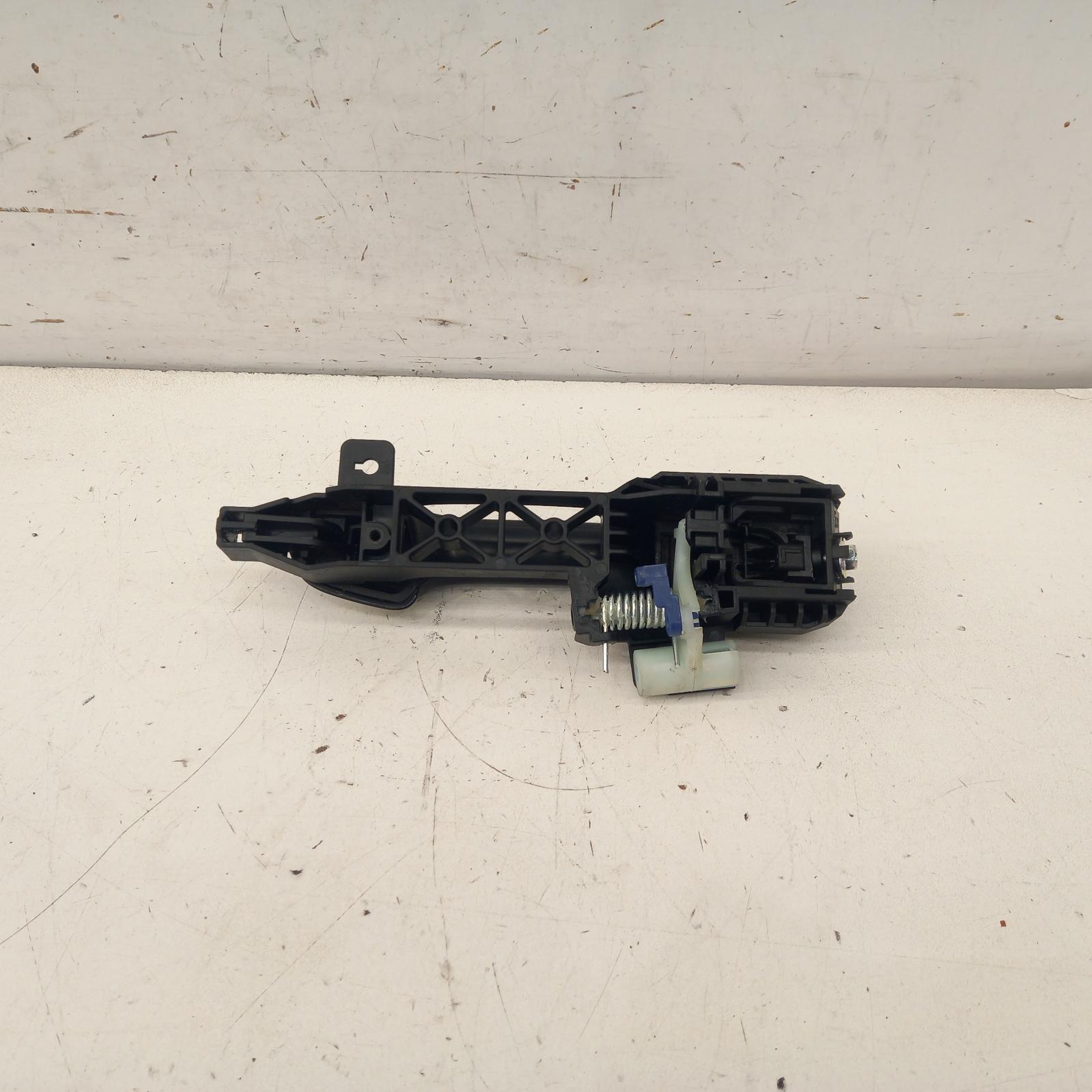 View Auto part Door Handle Kia Cerato 2020