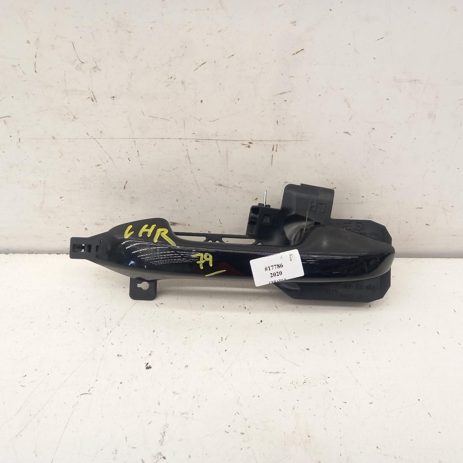 View Auto part Door Handle Kia Cerato 2020
