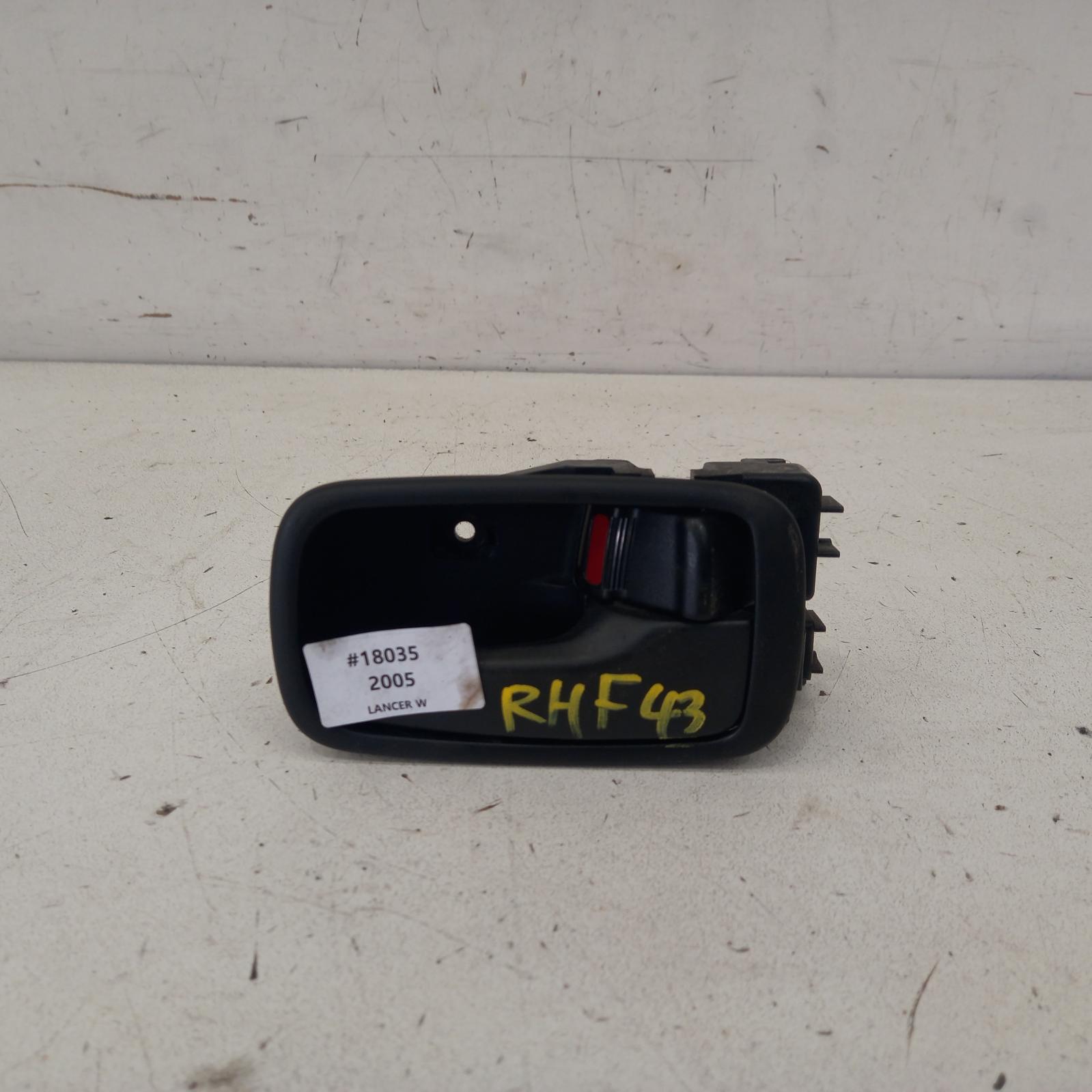 2005 Mitsubishi Lancer Door Handle View Auto part Door Handle Mitsubishi Lancer 2005