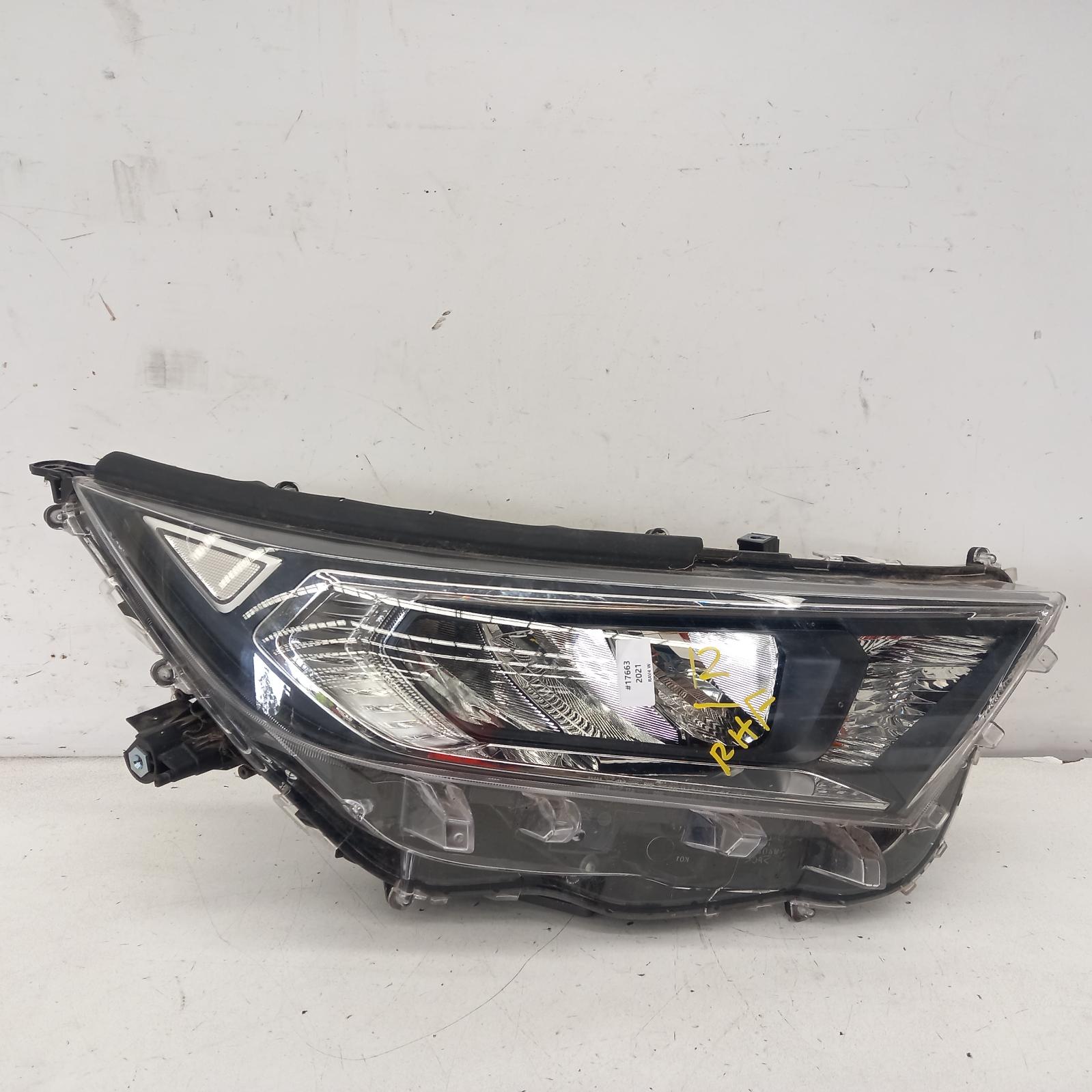 View Auto part Right Headlamp Toyota Rav4 2021