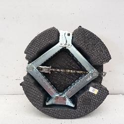 View Auto part Jack Toyota Rav4 2021