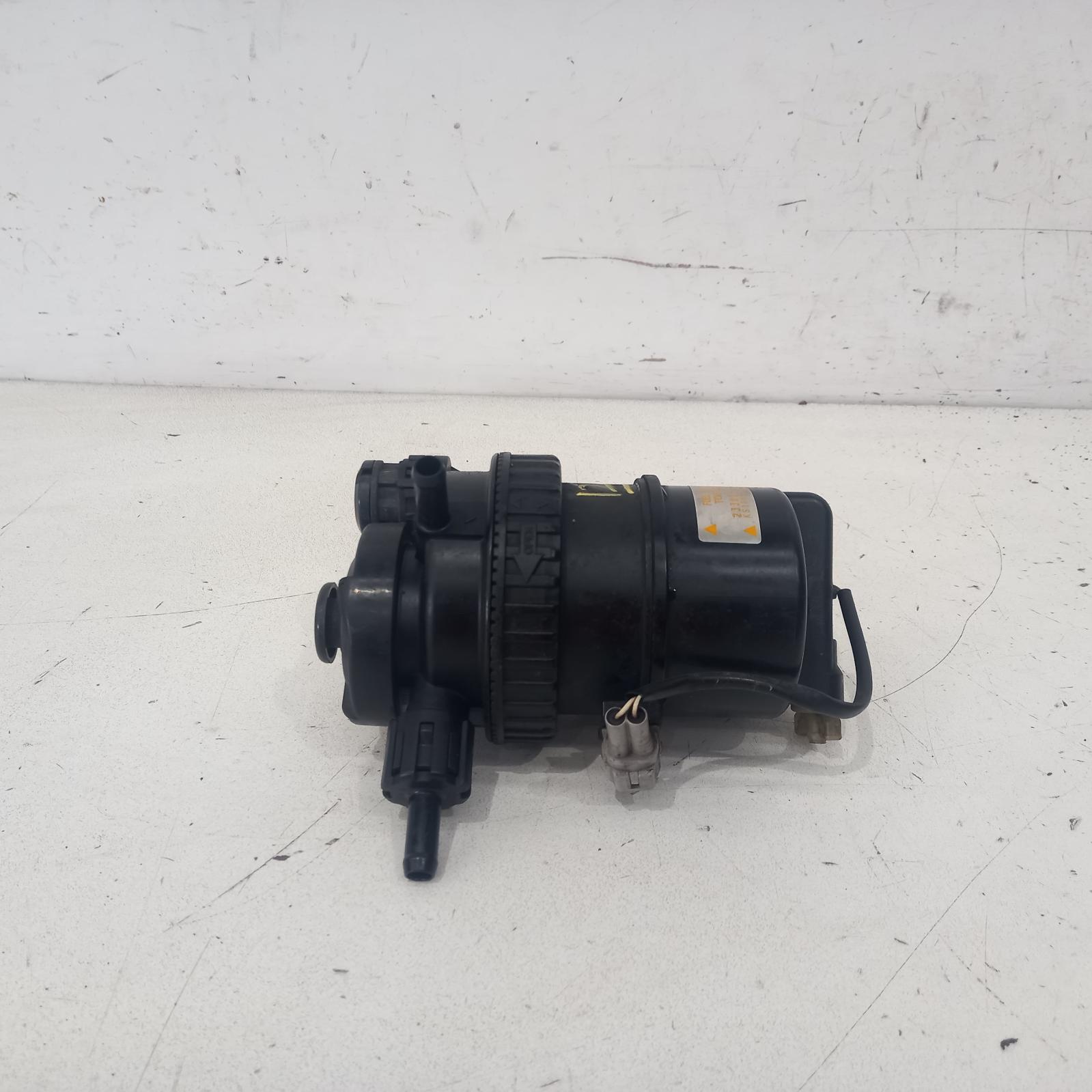 Fuel Filter Housing Hilux Toyota 2011