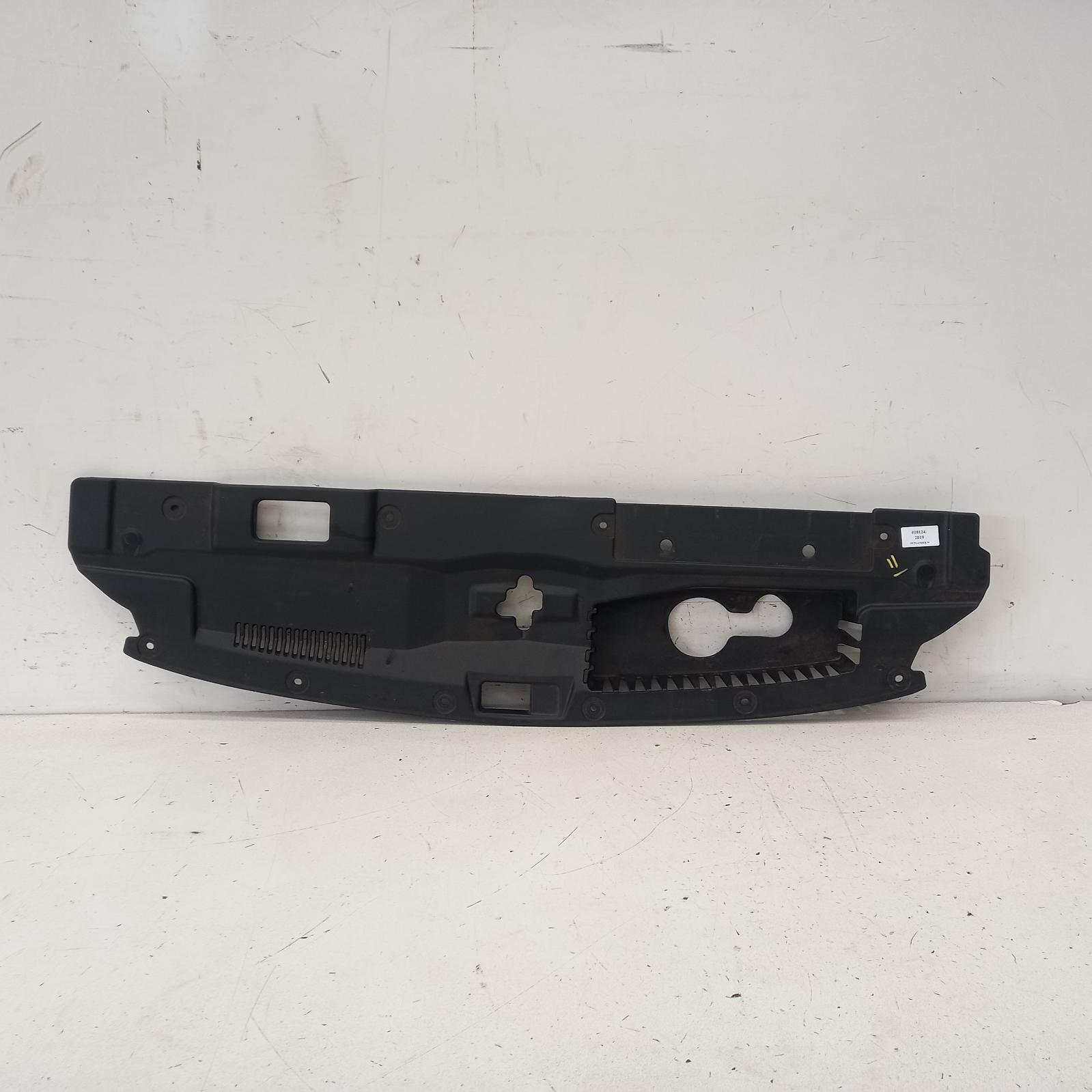 View Auto part Bonnet Lock/Support Mitsubishi Outlander 2019