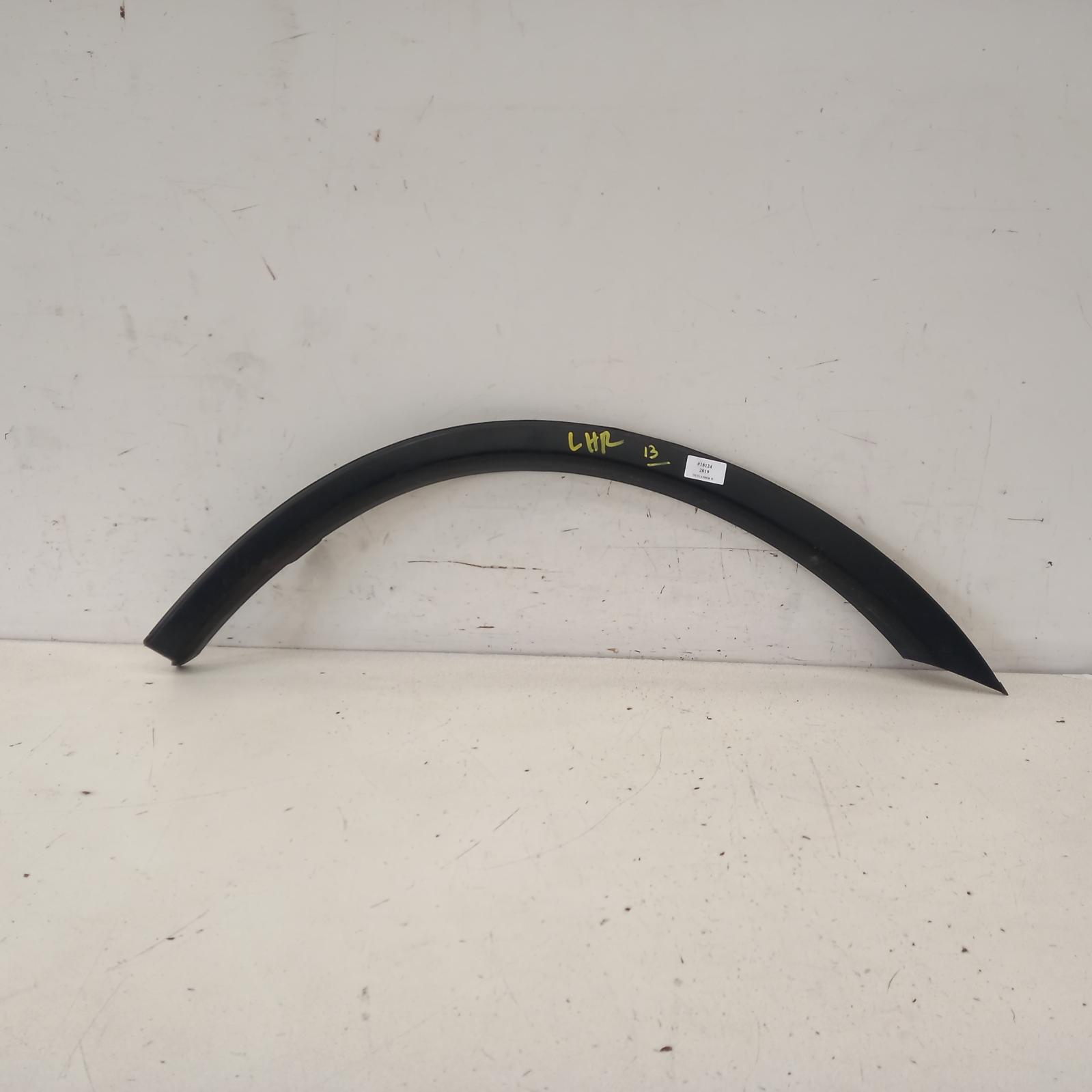 View Auto part Wheel Arch Flare Mitsubishi Outlander 2019