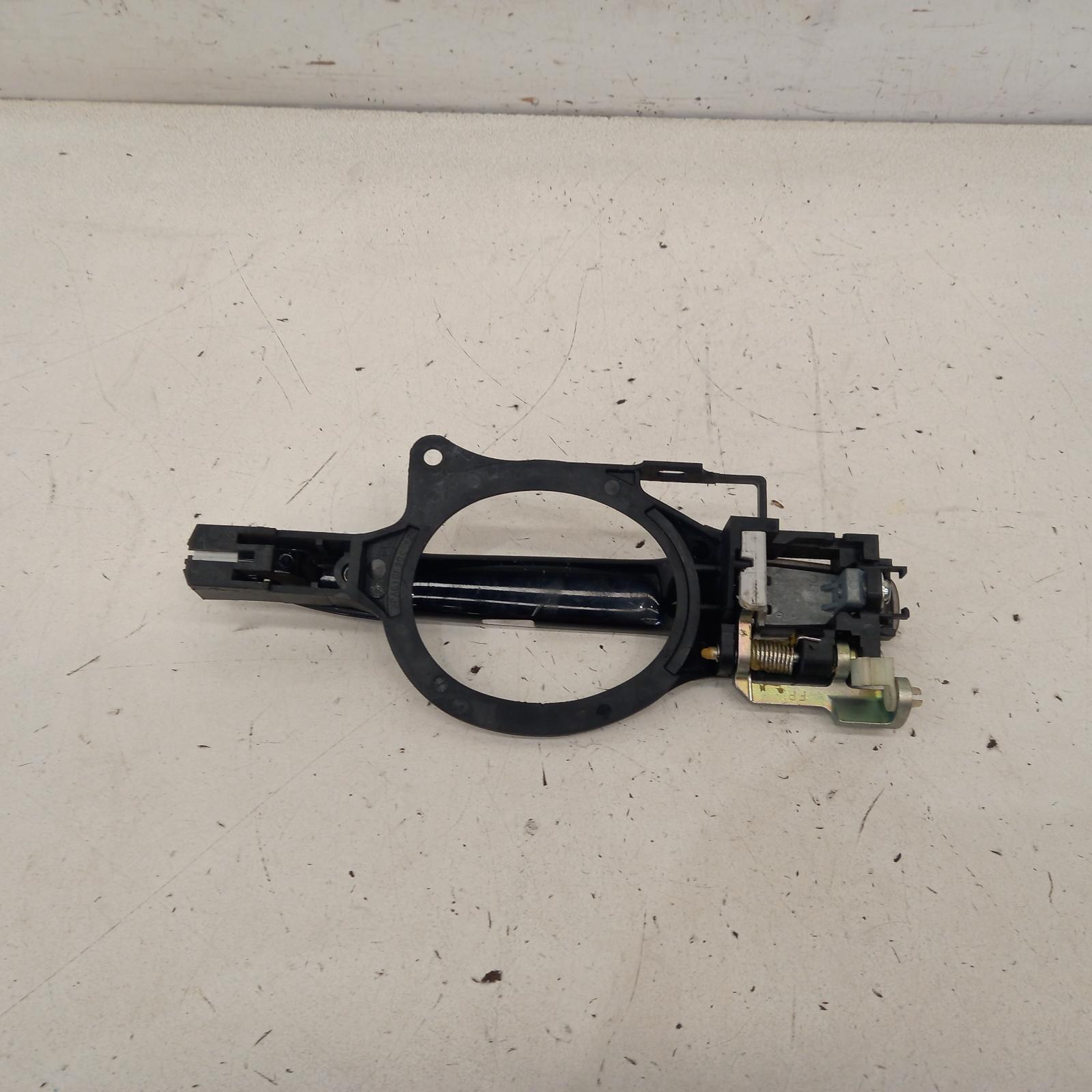 View Auto part Door Handle Mitsubishi Outlander 2019