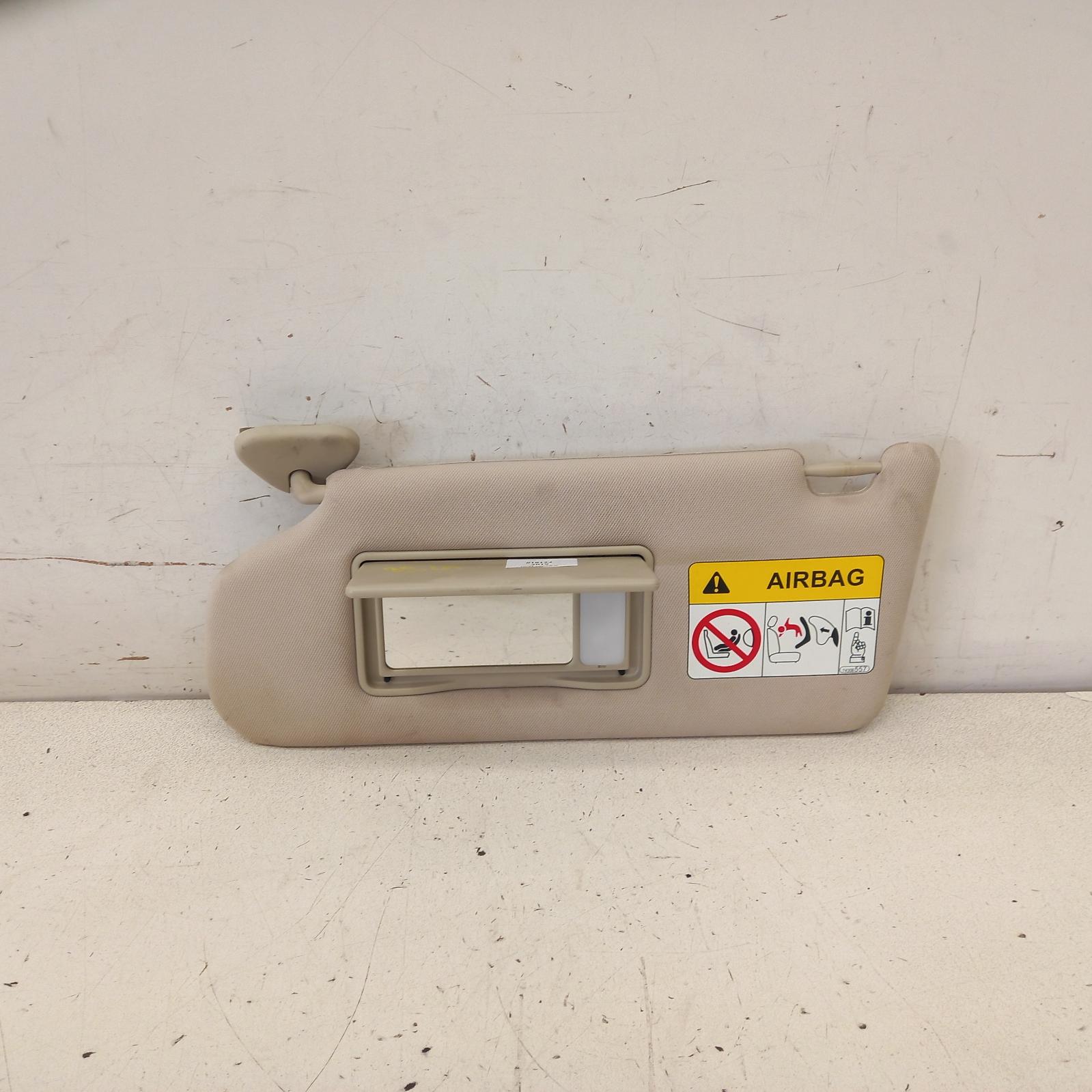 View Auto part Sunvisor Mitsubishi Outlander 2019