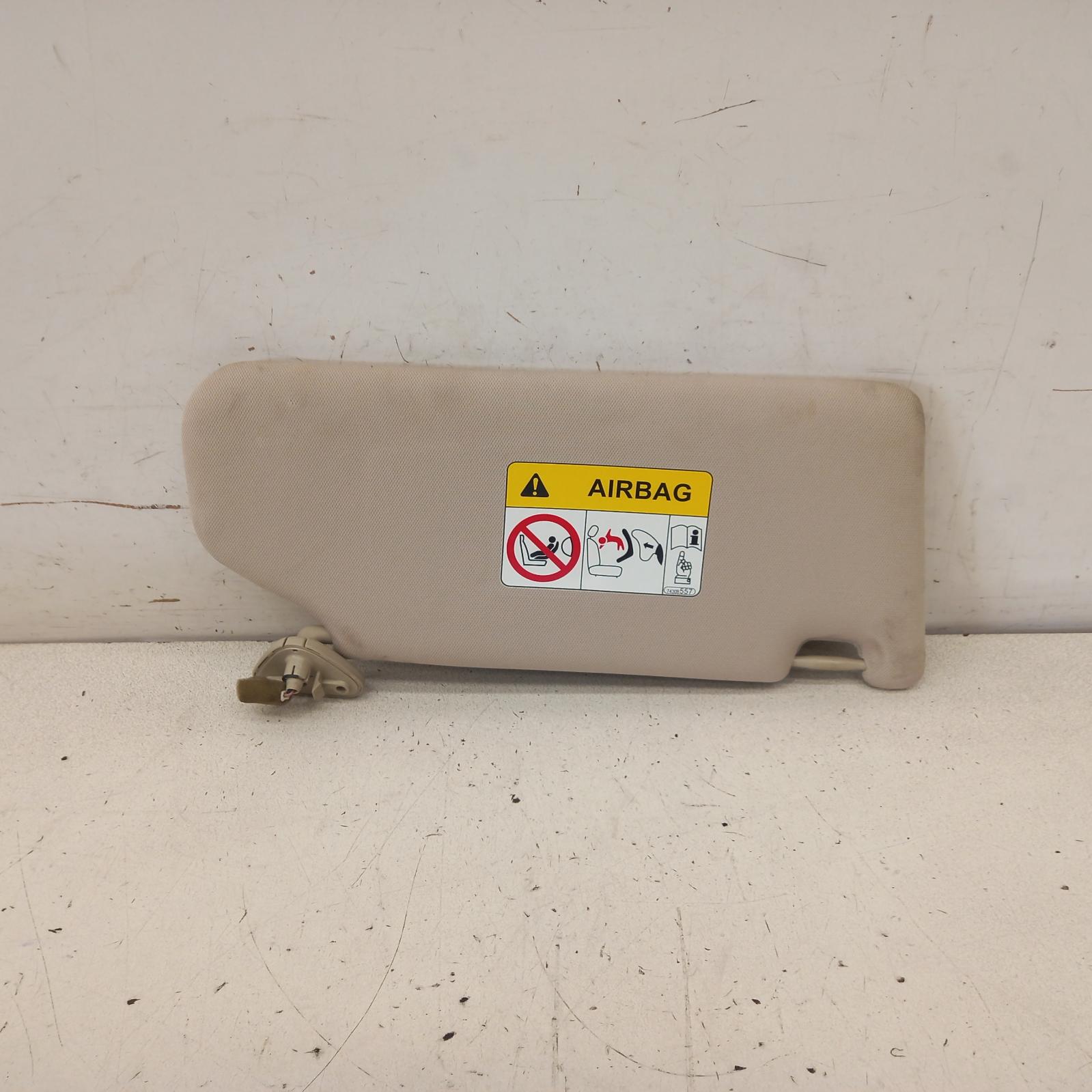 View Auto part Sunvisor Mitsubishi Outlander 2019