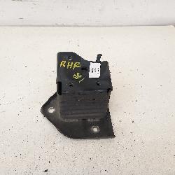 View Auto part R/Bar Bracket/Reinfo Mitsubishi Outlander 2019