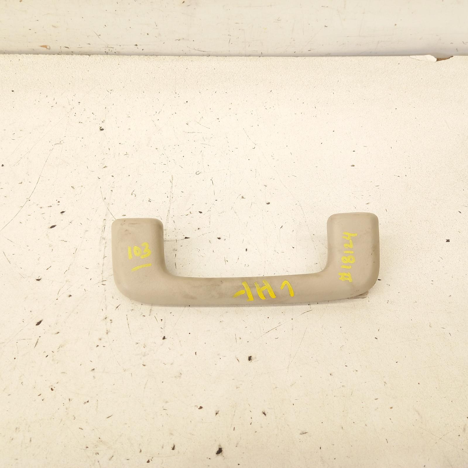 View Auto part Grab Handle Mitsubishi Outlander 2019