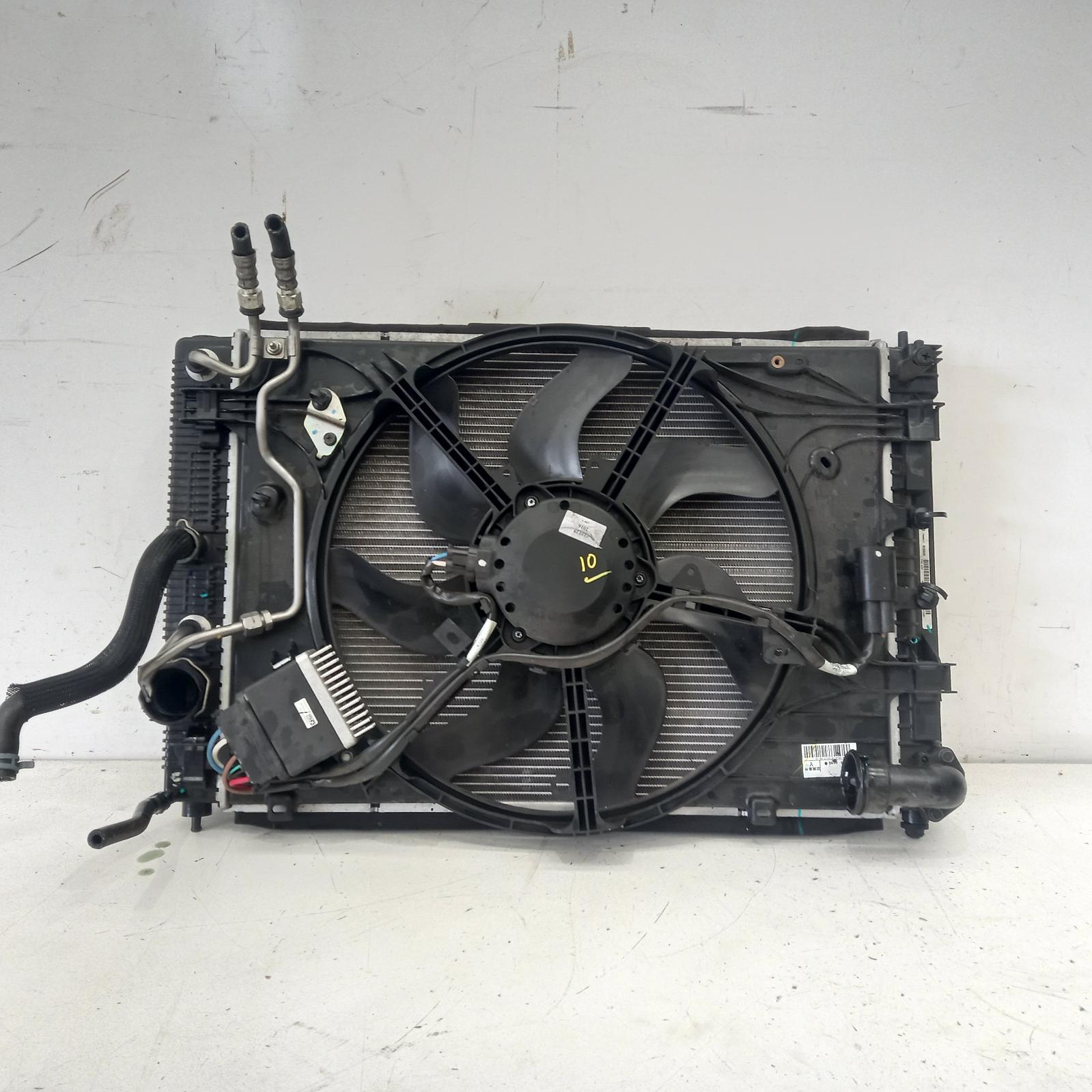 View Auto part Fan Infiniti Q50 2016
