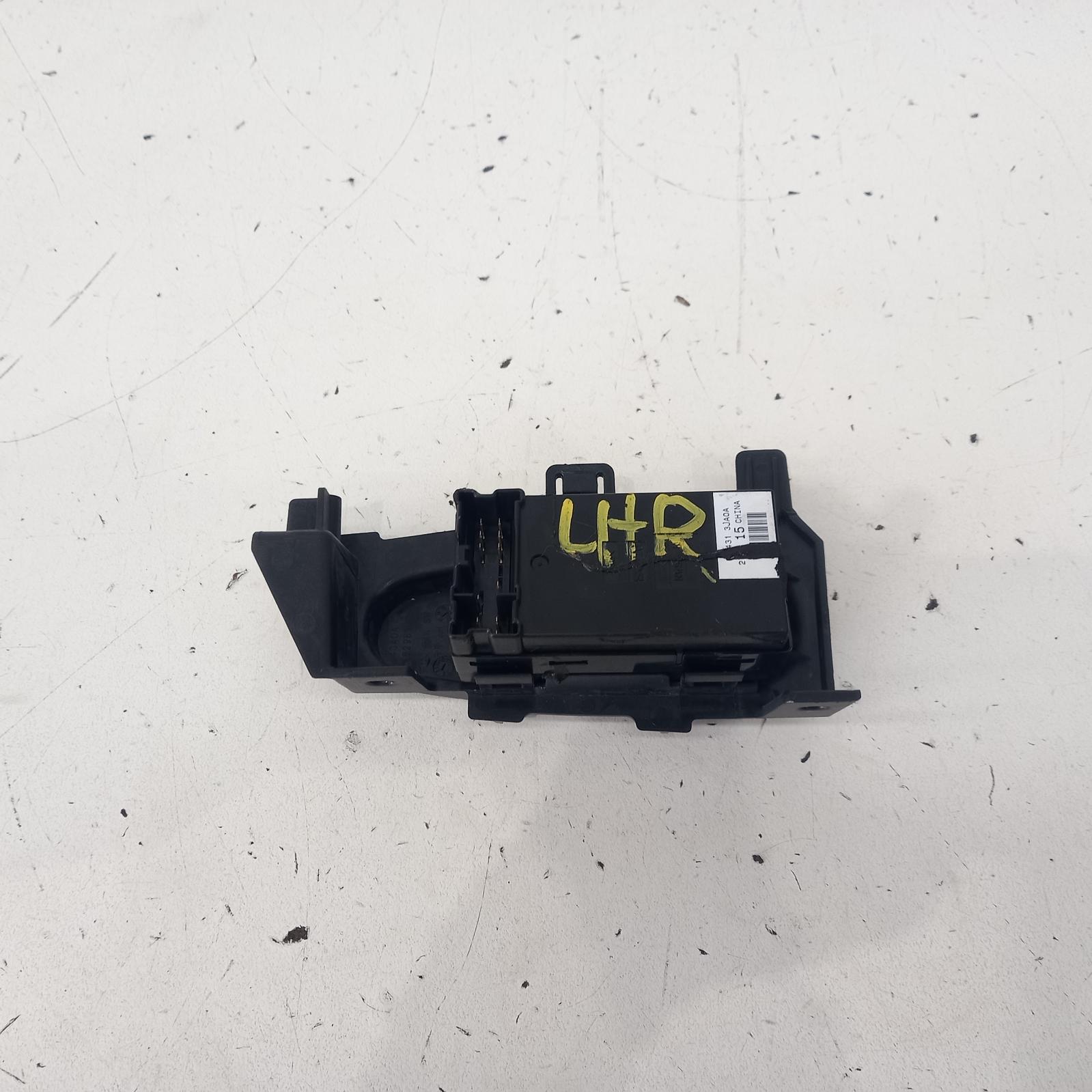 View Auto part Pwr Dr Wind Switch Infiniti Q50 2016