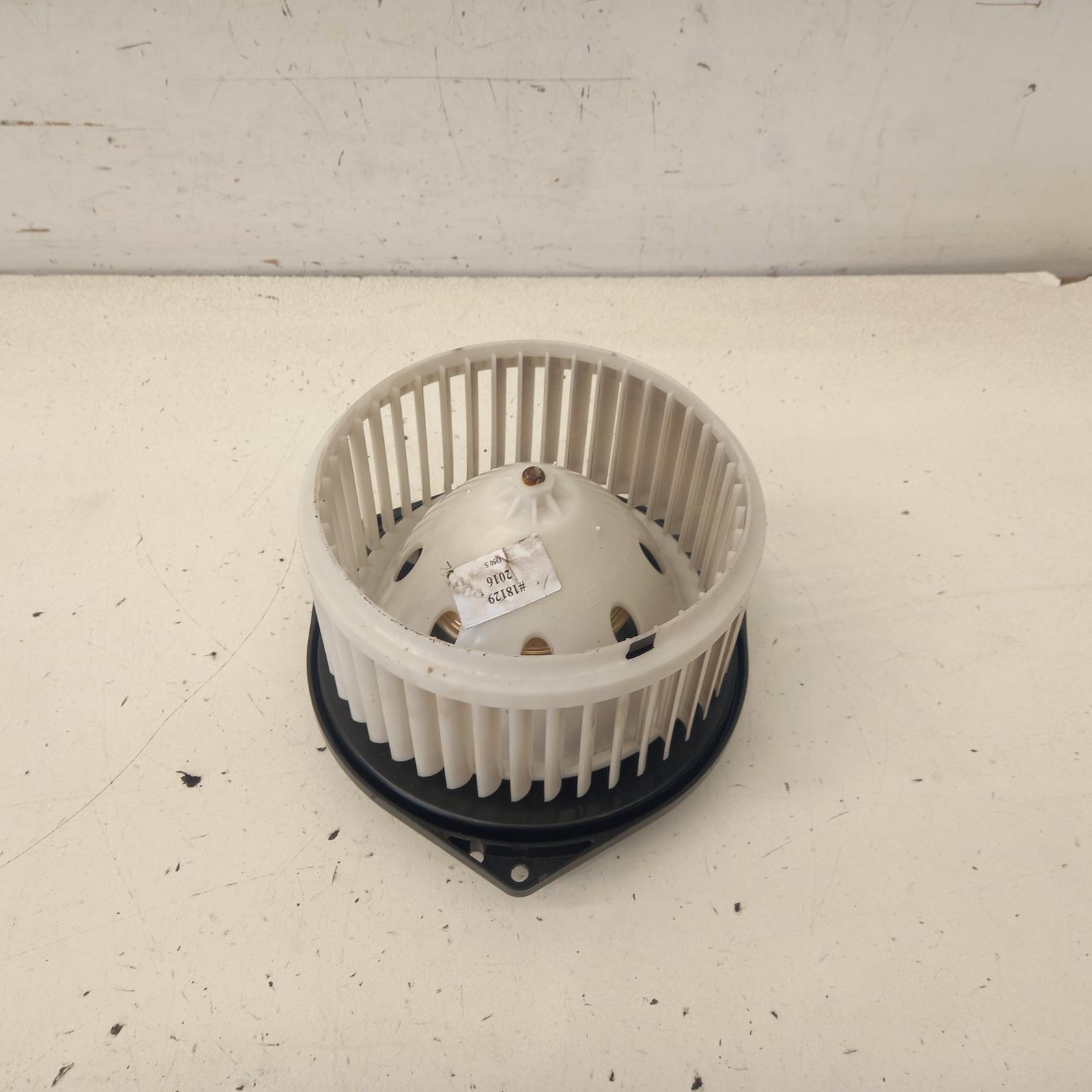 View Auto part Heater Fan Motor Infiniti Q50 2016