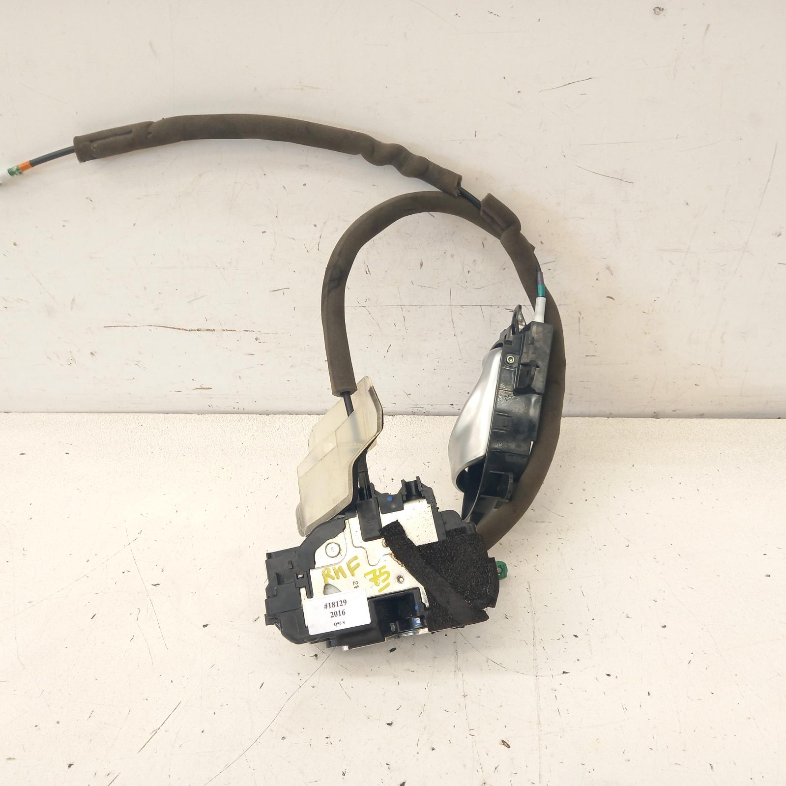 View Auto part Door/Boot/Gate Lock Infiniti Q50 2016