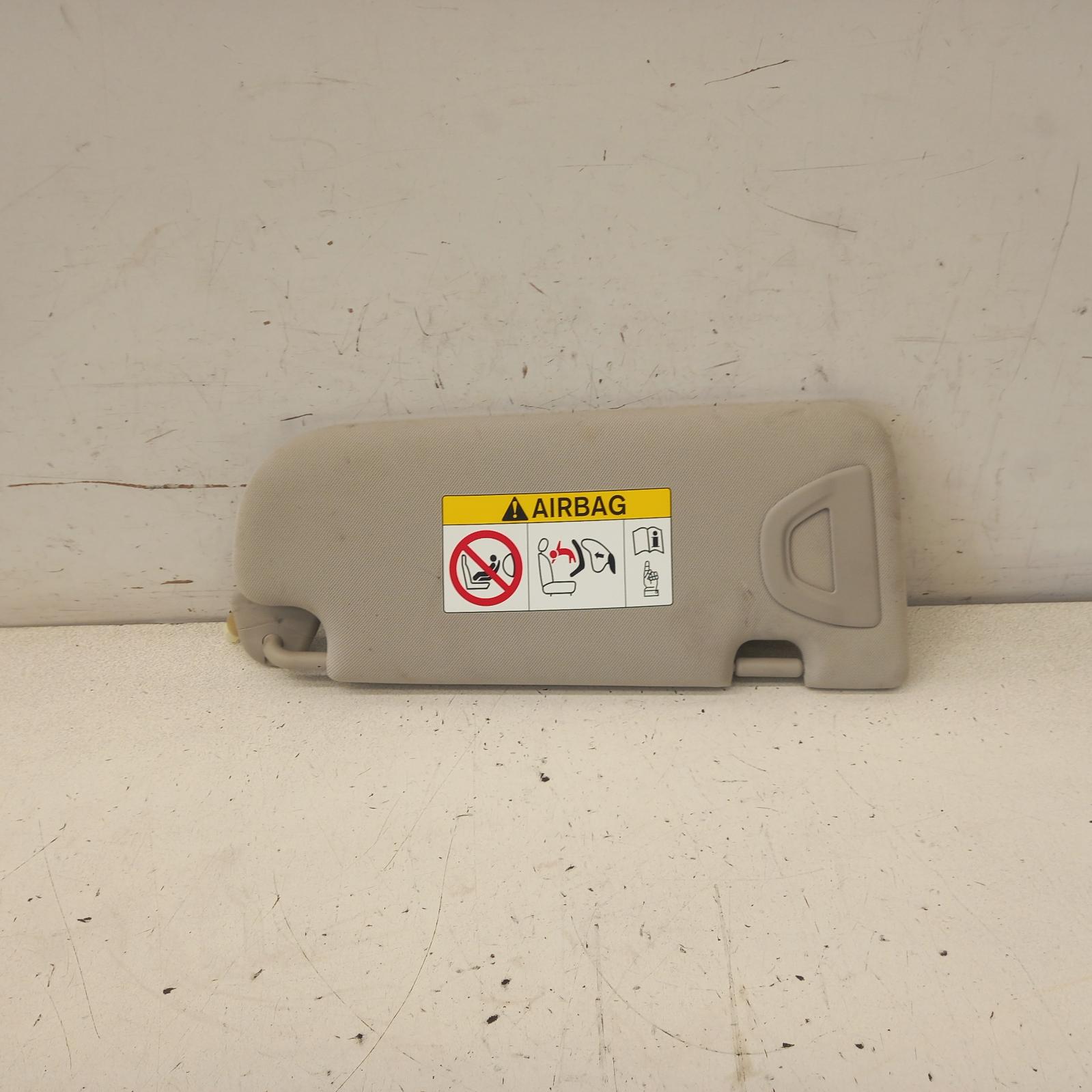 View Auto part Sunvisor Infiniti Q50 2016