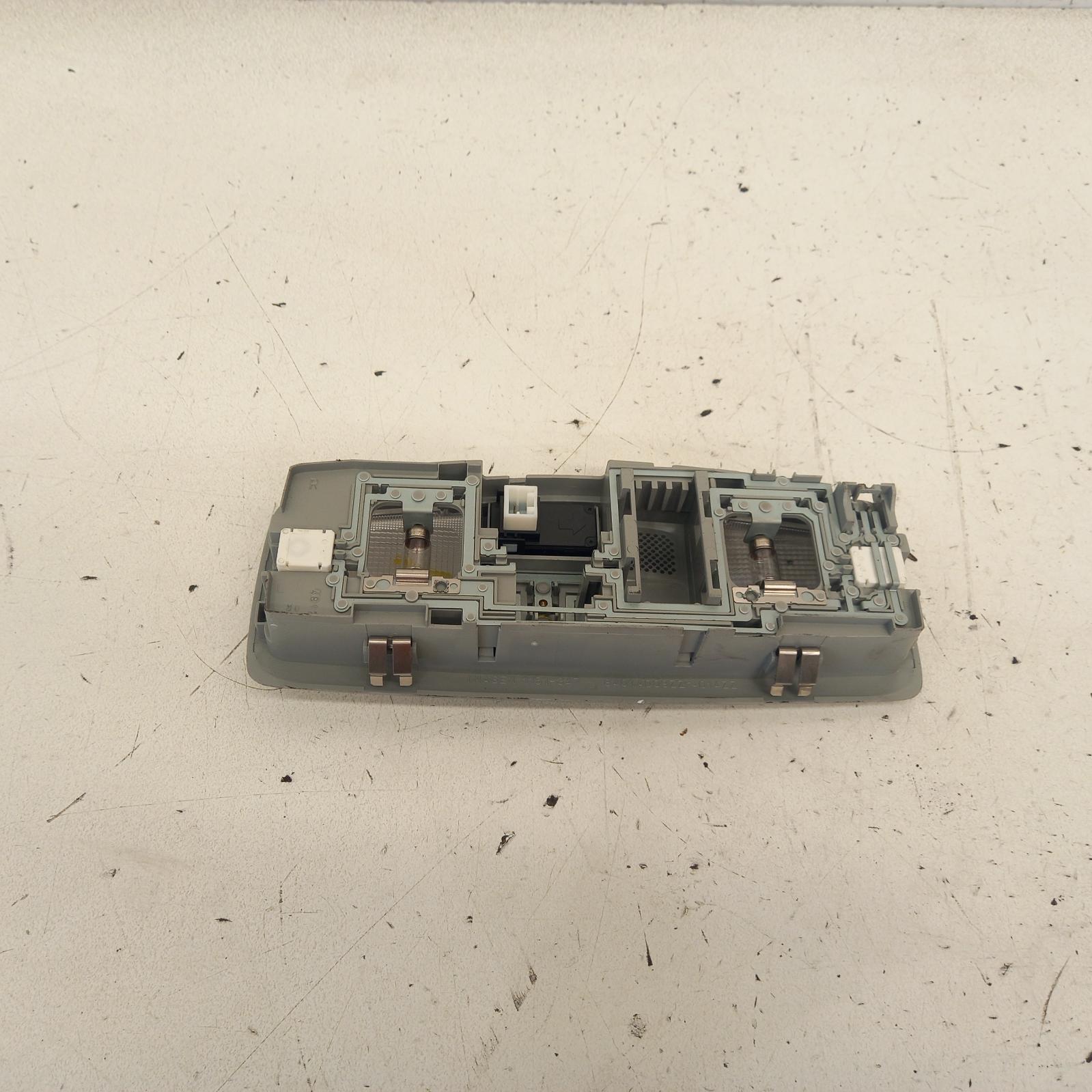 View Auto part Courtesy Light Mitsubishi Asx 2014