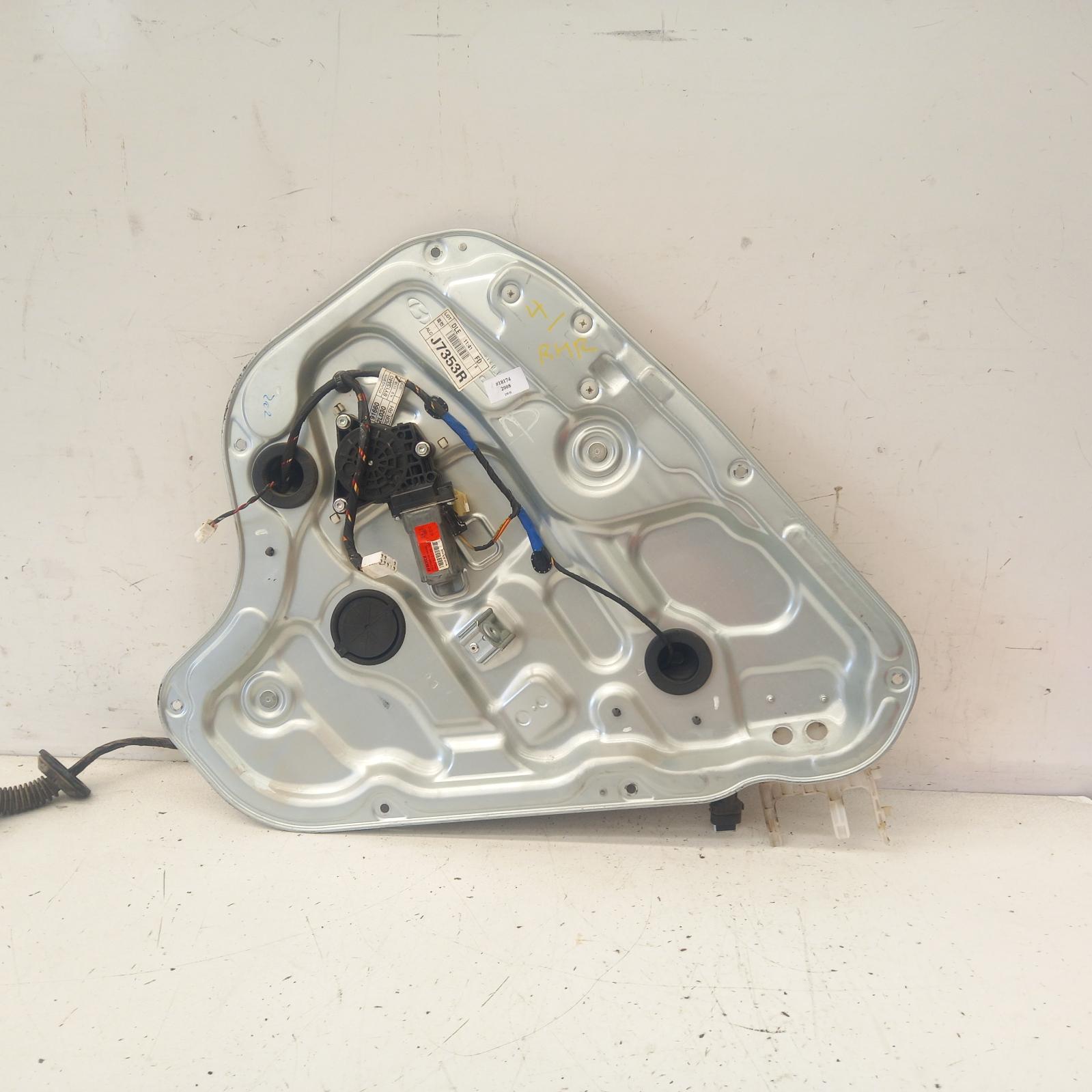 View Auto part Right Rear Wnd Reg/Motor Hyundai I30 2008