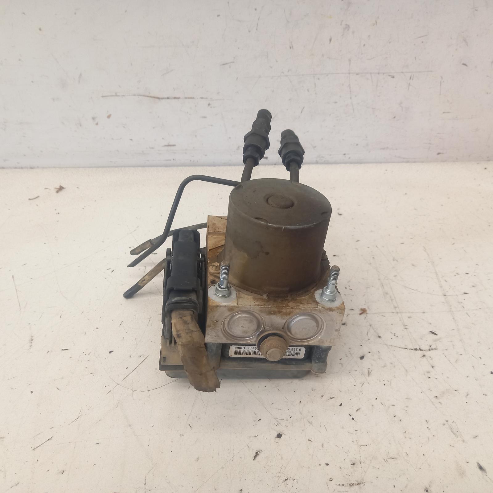View Auto part Abs Pump/Modulator Hyundai I30 2008