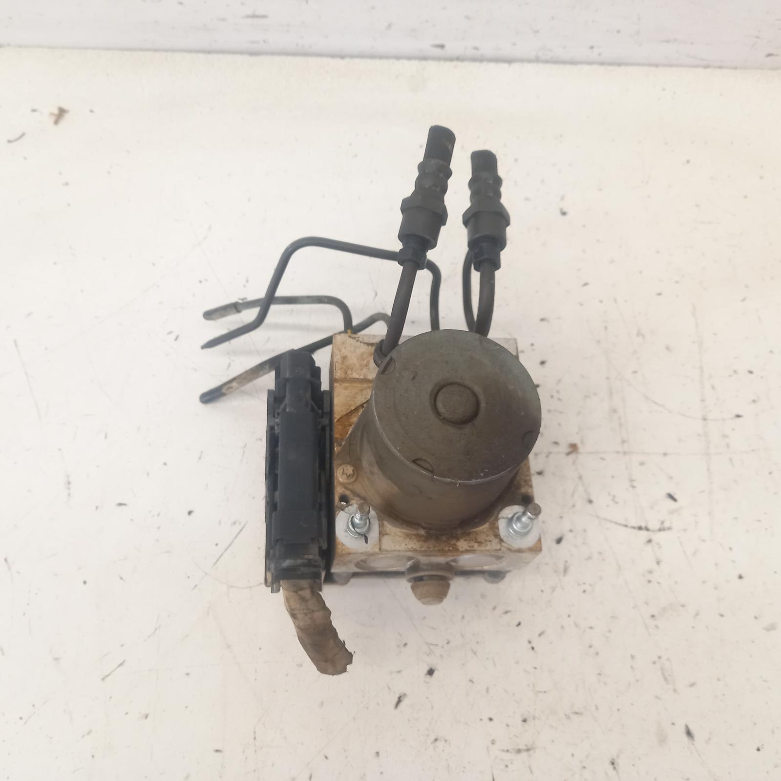 View Auto part Abs Pump/Modulator Hyundai I30 2008