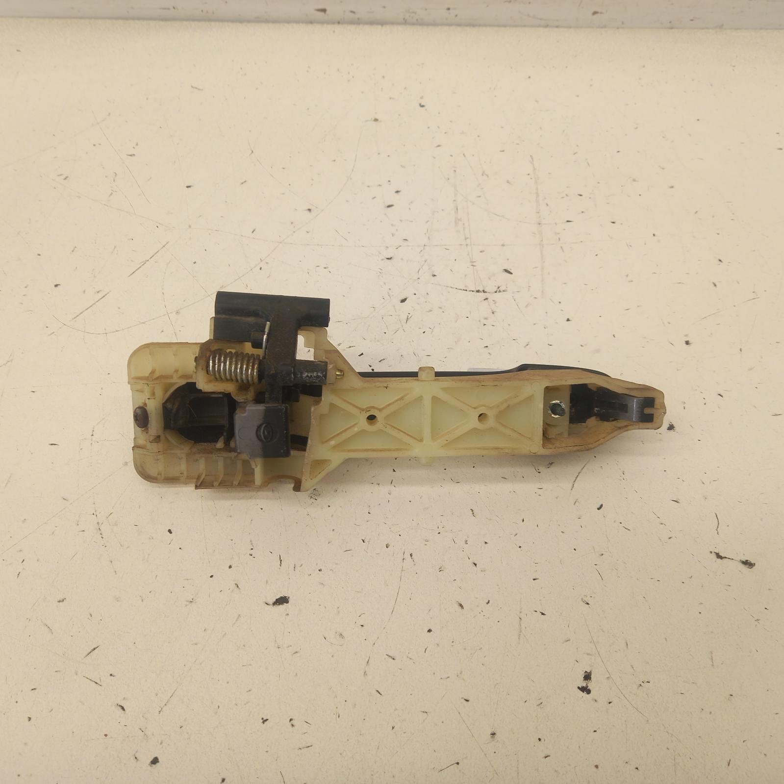 View Auto part Door Handle Hyundai I30 2008