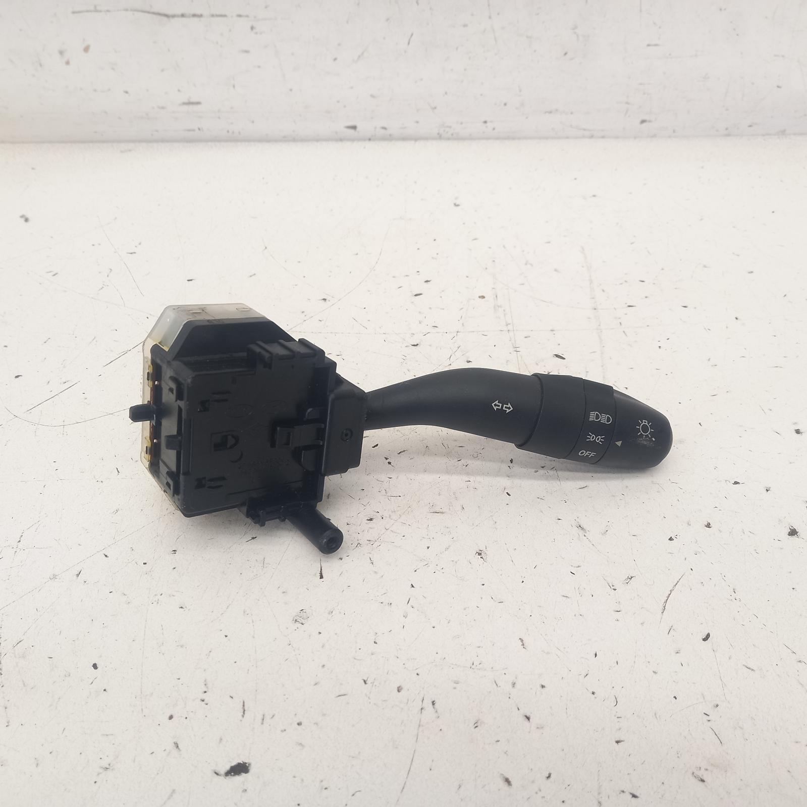 View Auto part Combination Switch Hyundai I30 2008