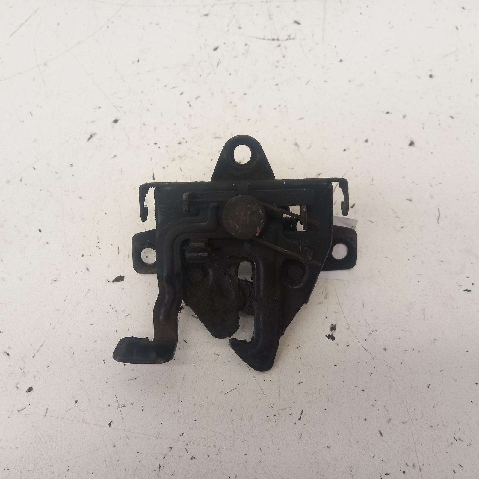 View Auto part Bonnet Lock/Support Hyundai I30 2008