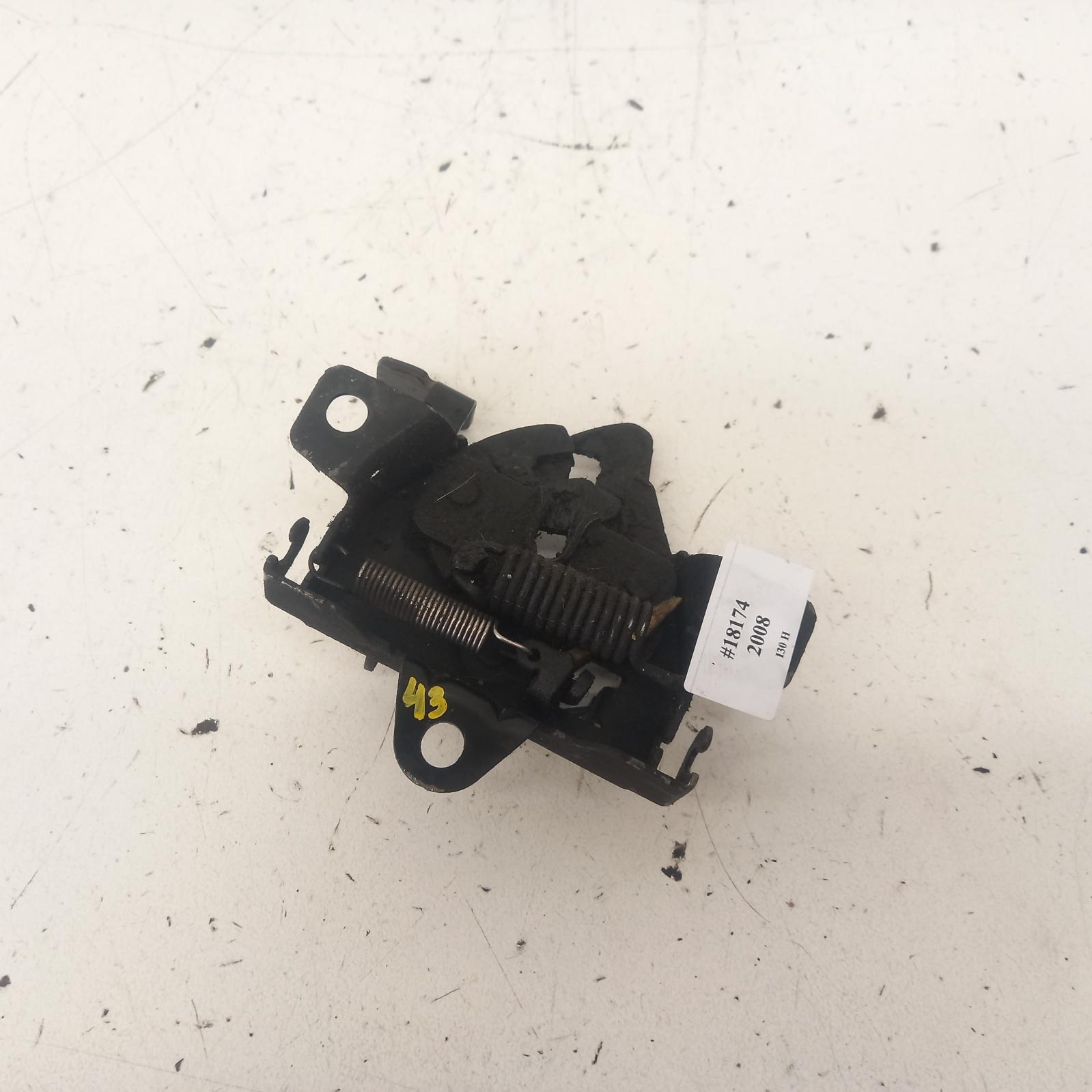 View Auto part Bonnet Lock/Support Hyundai I30 2008