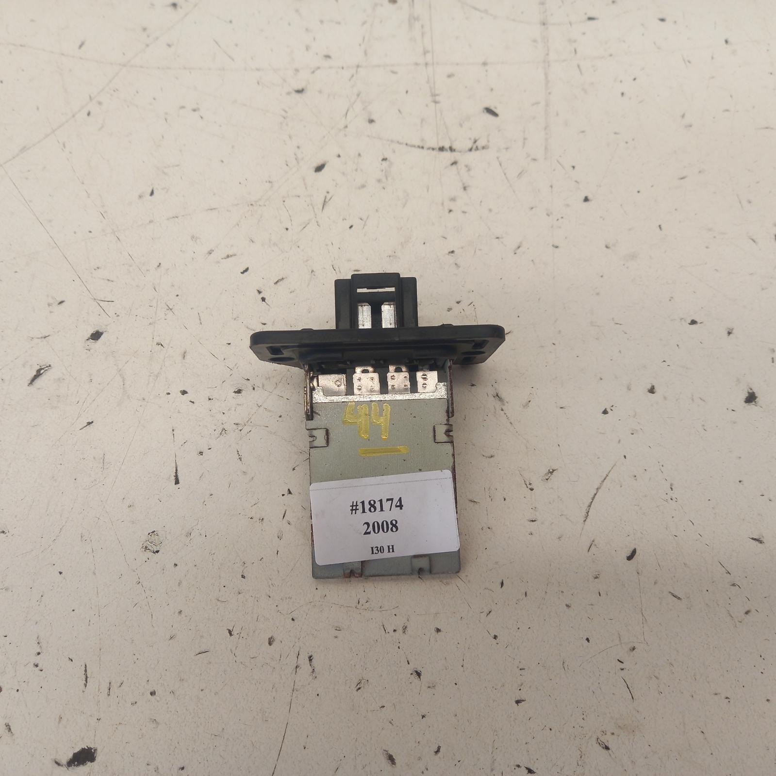 View Auto part Fan Speed Resistor Hyundai I30 2008