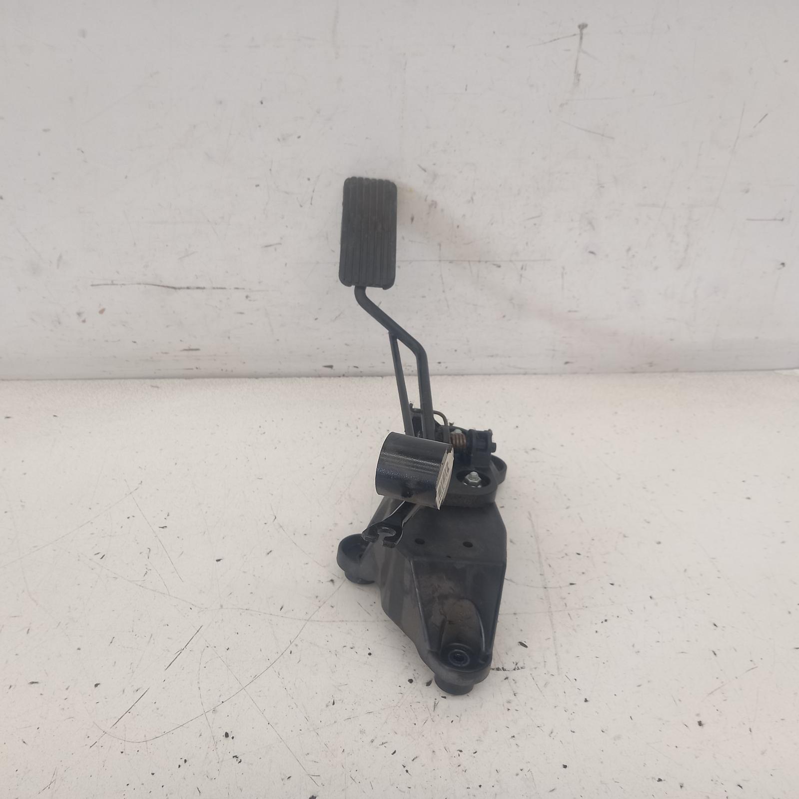View Auto part Pedal Assembly Hyundai I30 2008