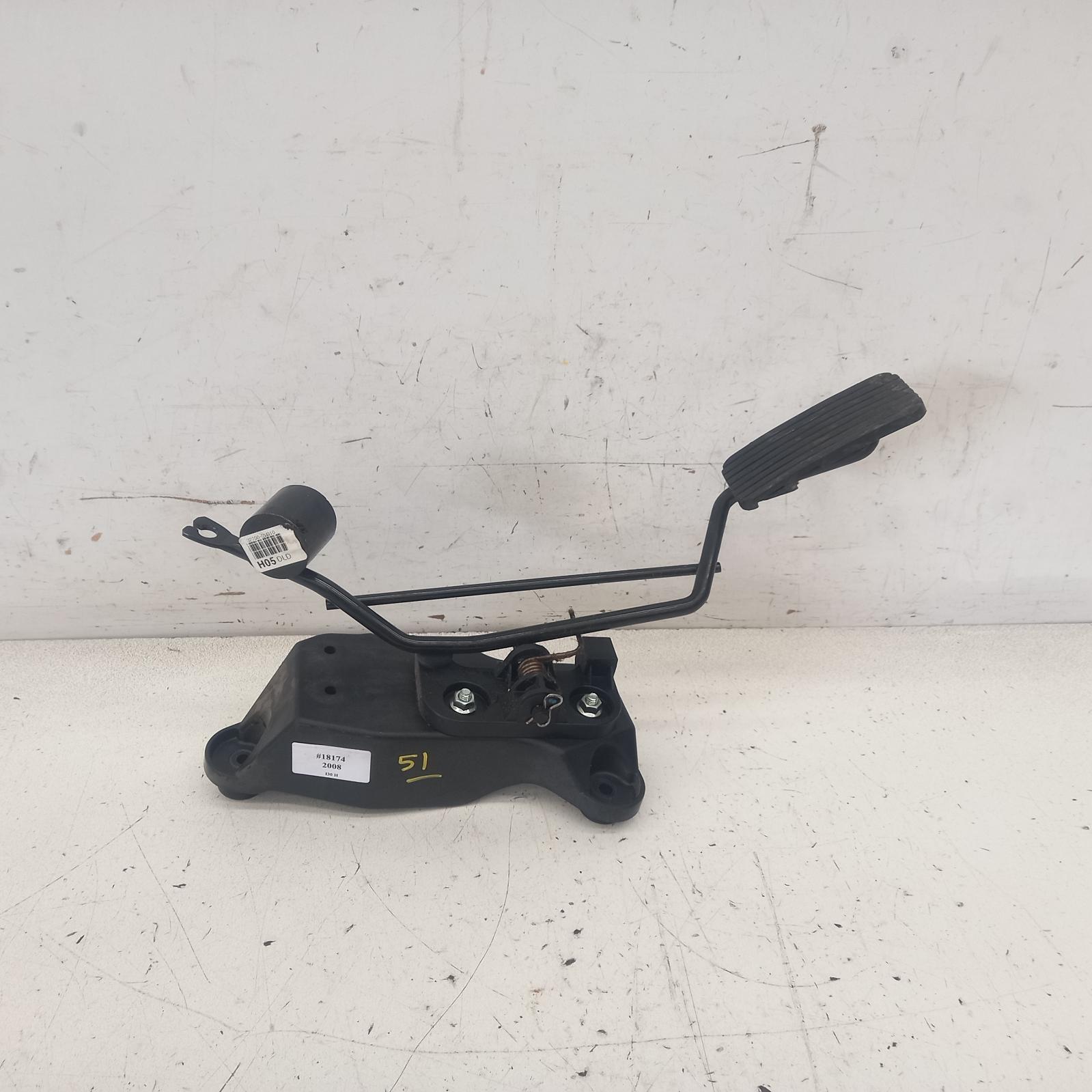 View Auto part Pedal Assembly Hyundai I30 2008