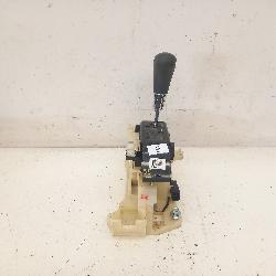 View Auto part Gear Stick/Shifter Hyundai I30 2008