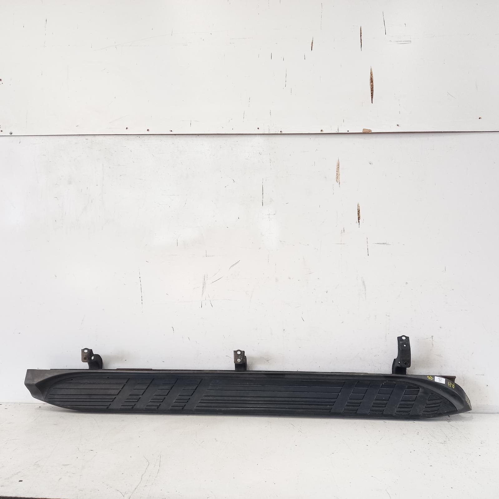 View Auto part Side Step/Skirt Toyota Prado 2003