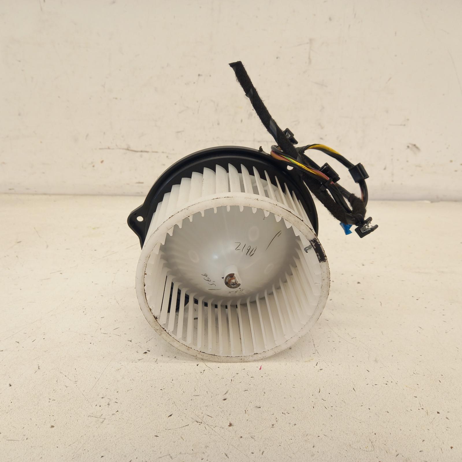 Heater Fan Motor Everest Ford 2021