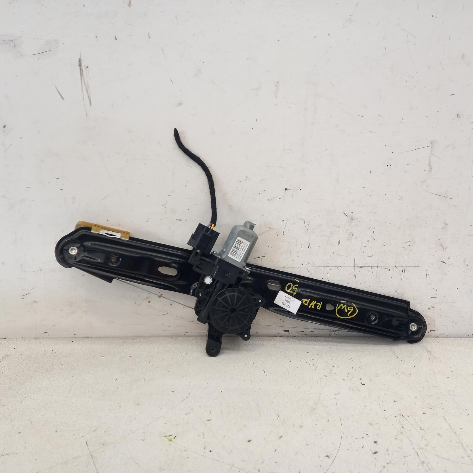 2021 Ford Everest Right Rear Wnd Reg/Motor View Auto part Right Rear Wnd Reg/Motor Ford Everest 2021