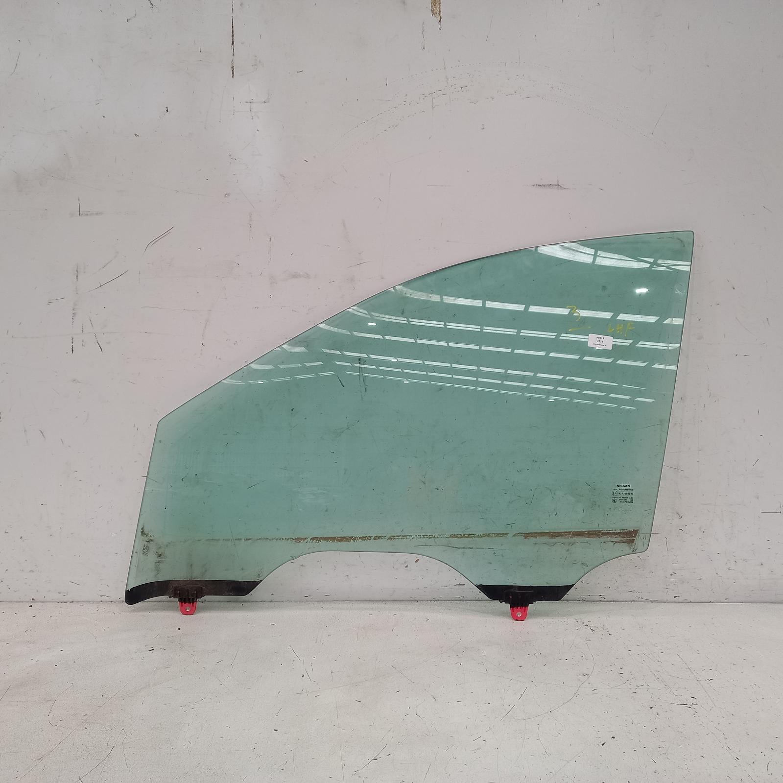 View Auto part Left Front Door Window Nissan Pathfinder 2015