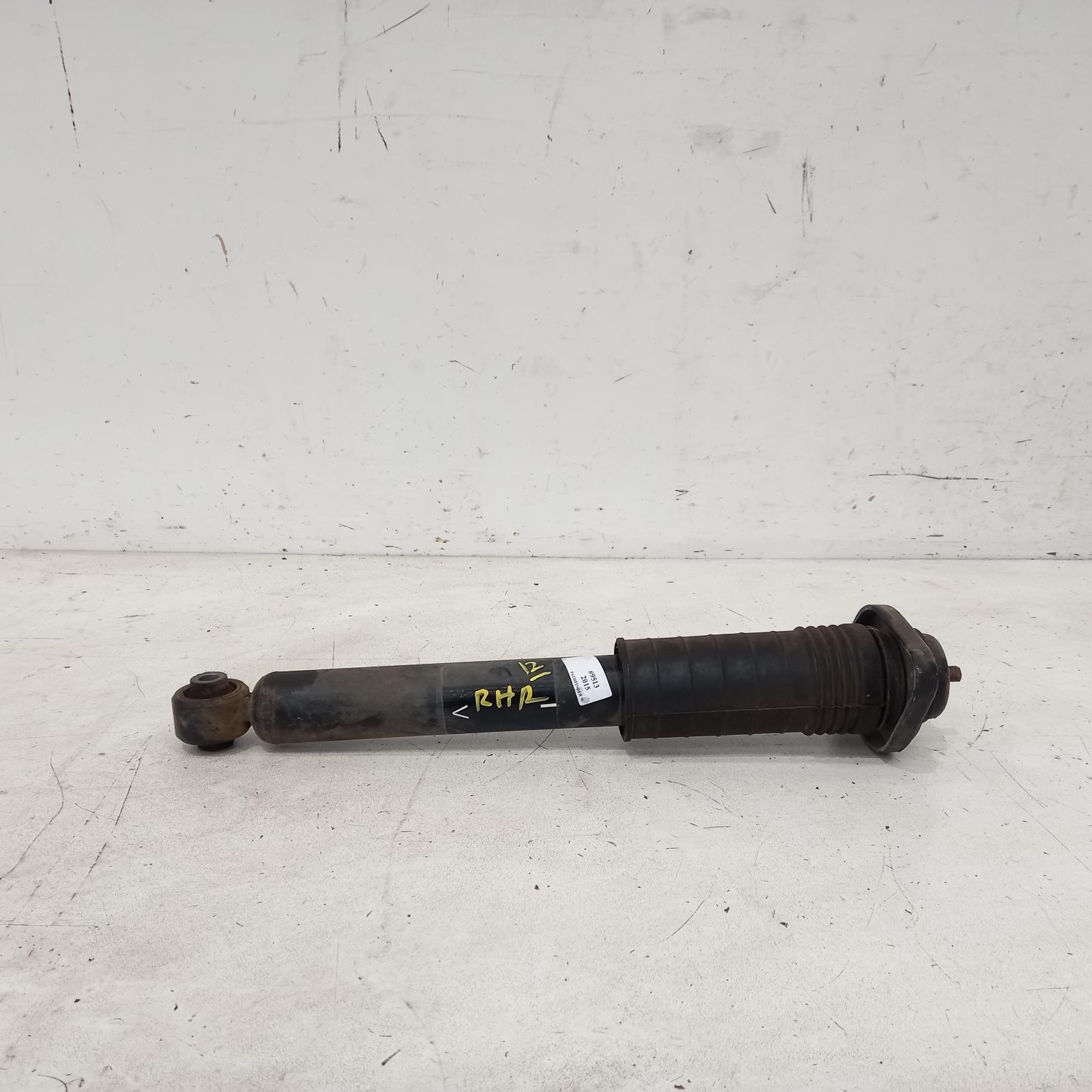 View Auto part Shock Absorber Nissan Pathfinder 2015