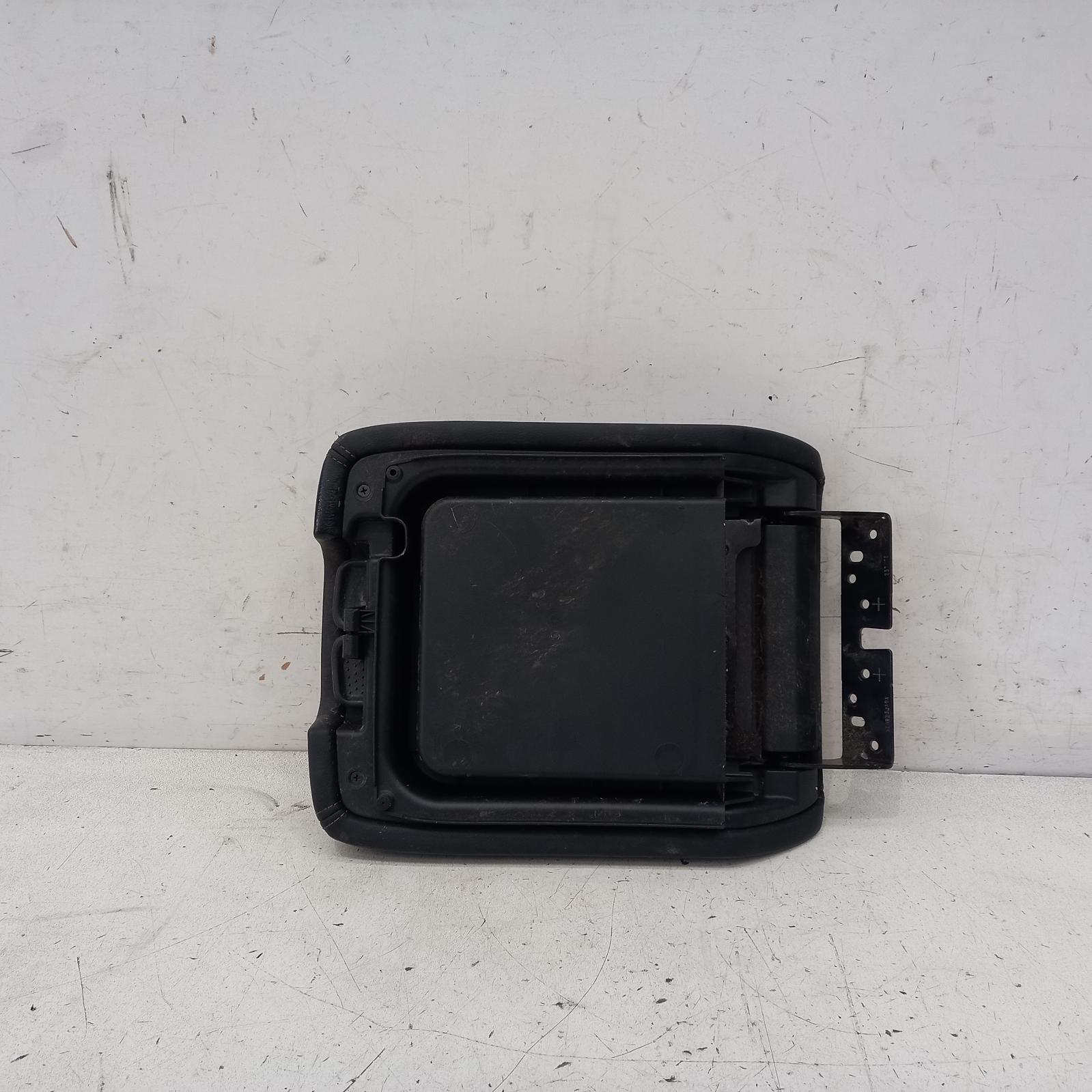 2015 Nissan Pathfinder Console View Auto part Console Nissan Pathfinder 2015