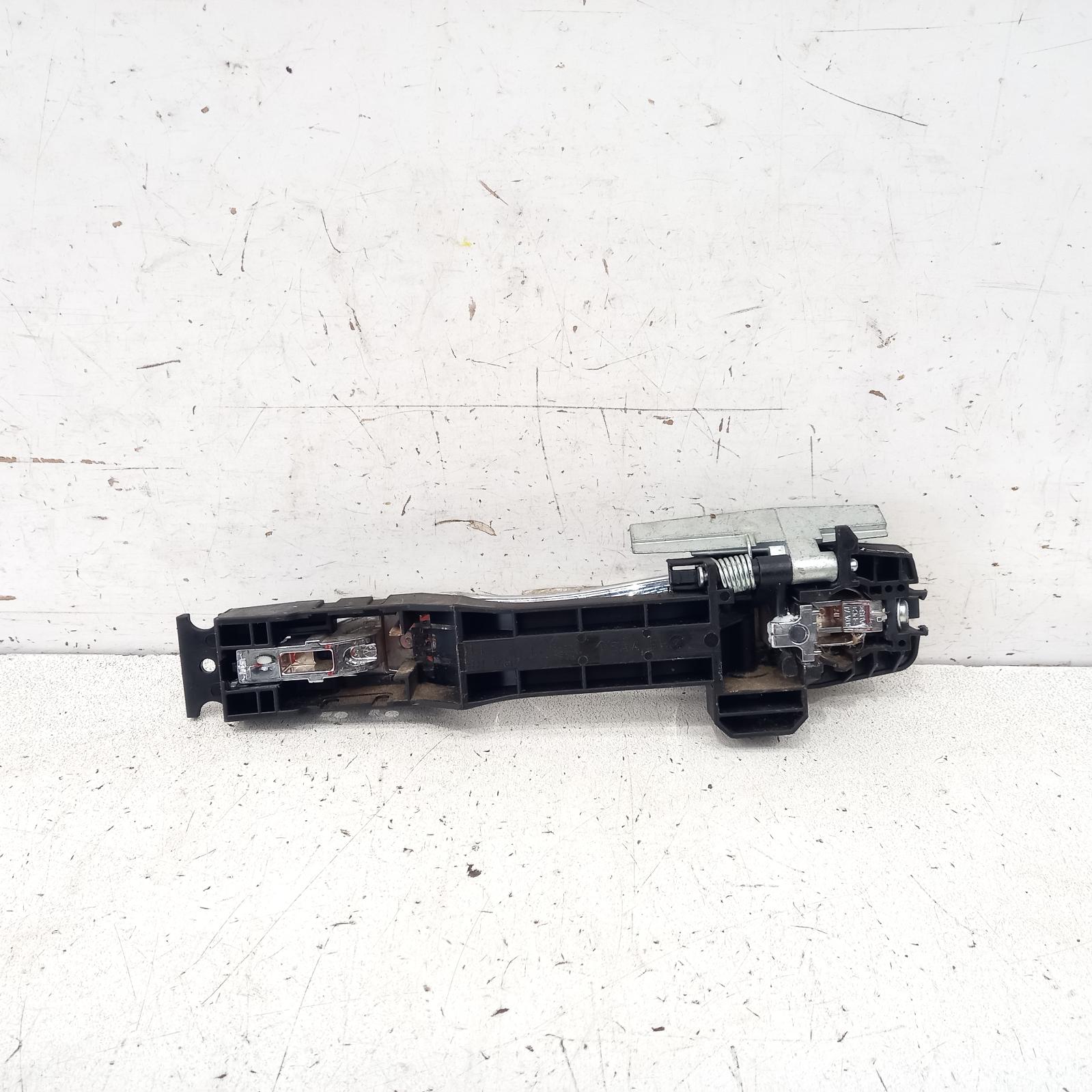 2015 Nissan Pathfinder Door Handle View Auto part Door Handle Nissan Pathfinder 2015