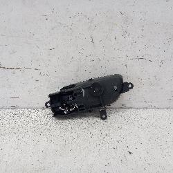 View Auto part Door Handle Nissan Pathfinder 2015