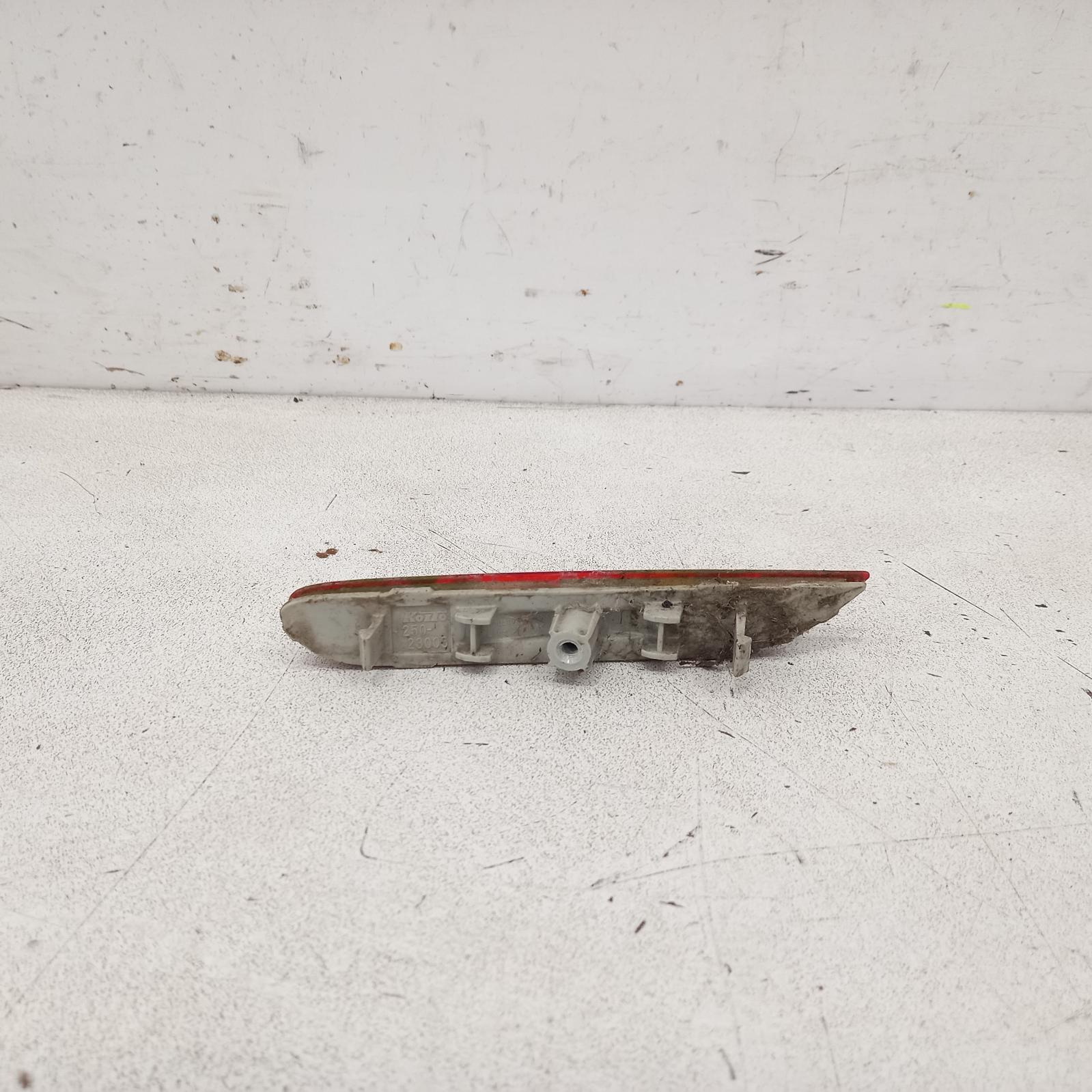 View Auto part Right Taillight Nissan Pathfinder 2015