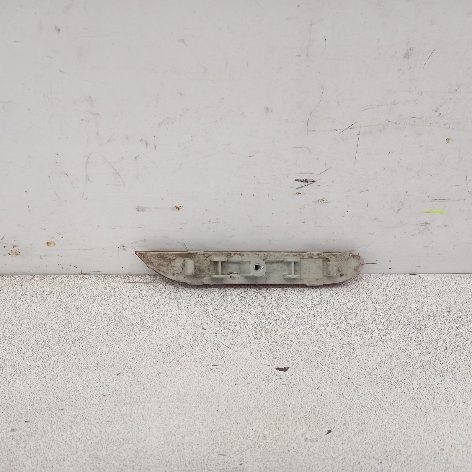 View Auto part Left Taillight Nissan Pathfinder 2015