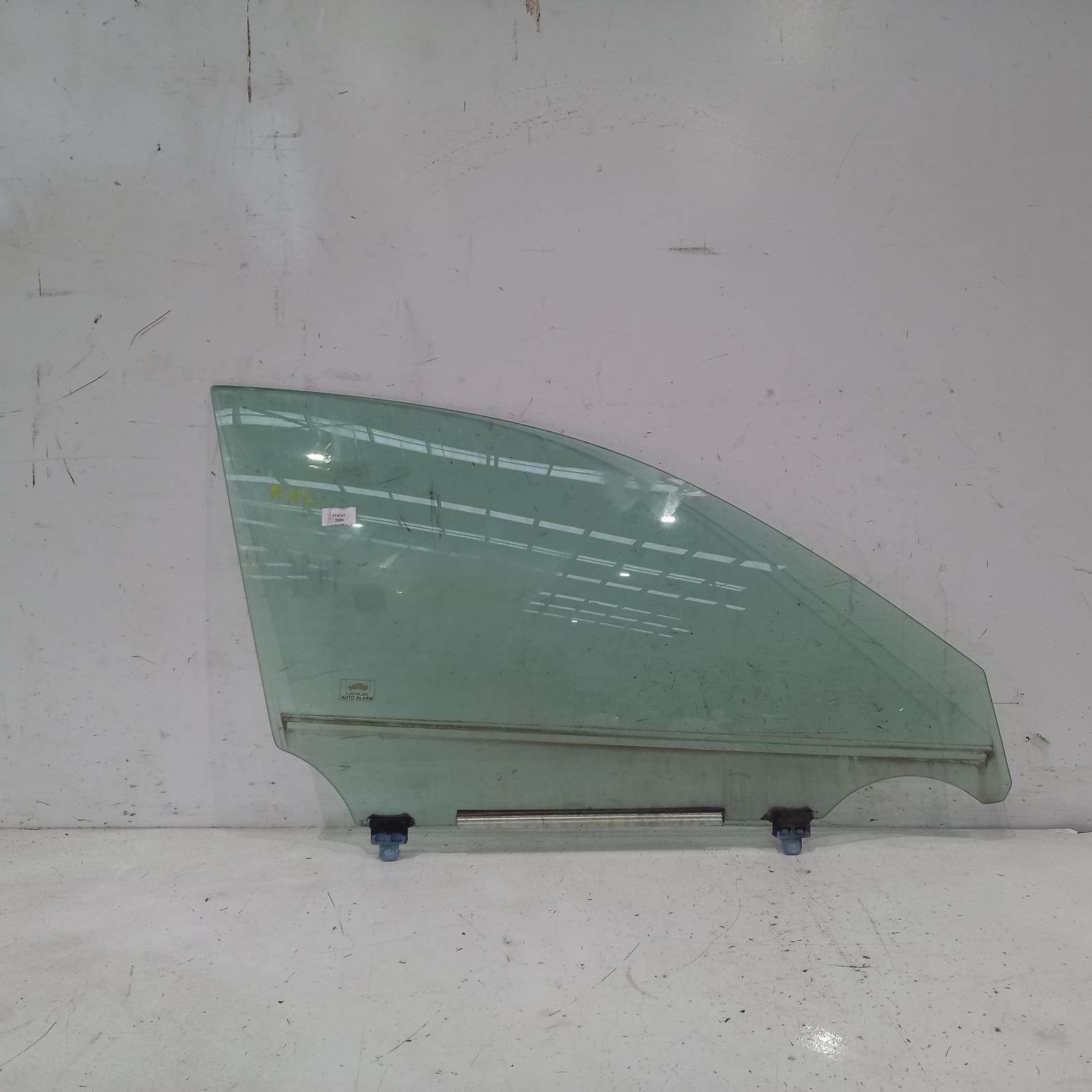 View Auto part Right Front Door Window Lexus Is250/is250c 2008